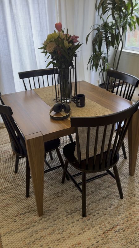 Updated dining room set up


#LTKhome #LTKsalealert #LTKfamily