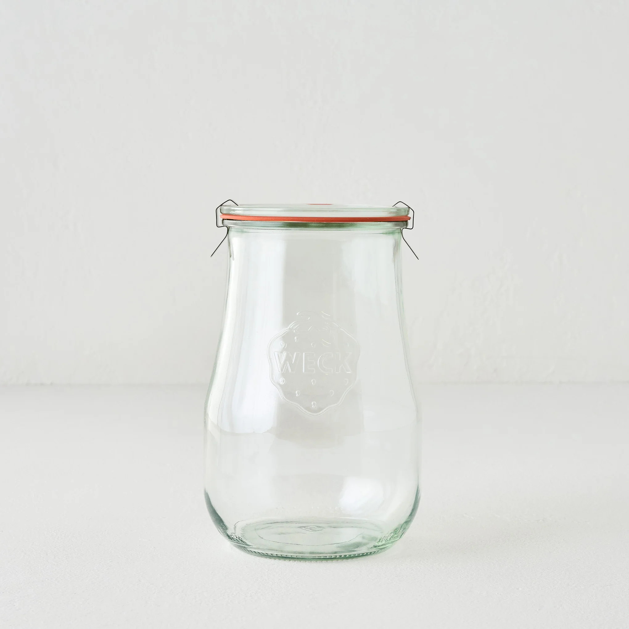 Weck 738 1 1/2 L Tulip Jar | Magnolia