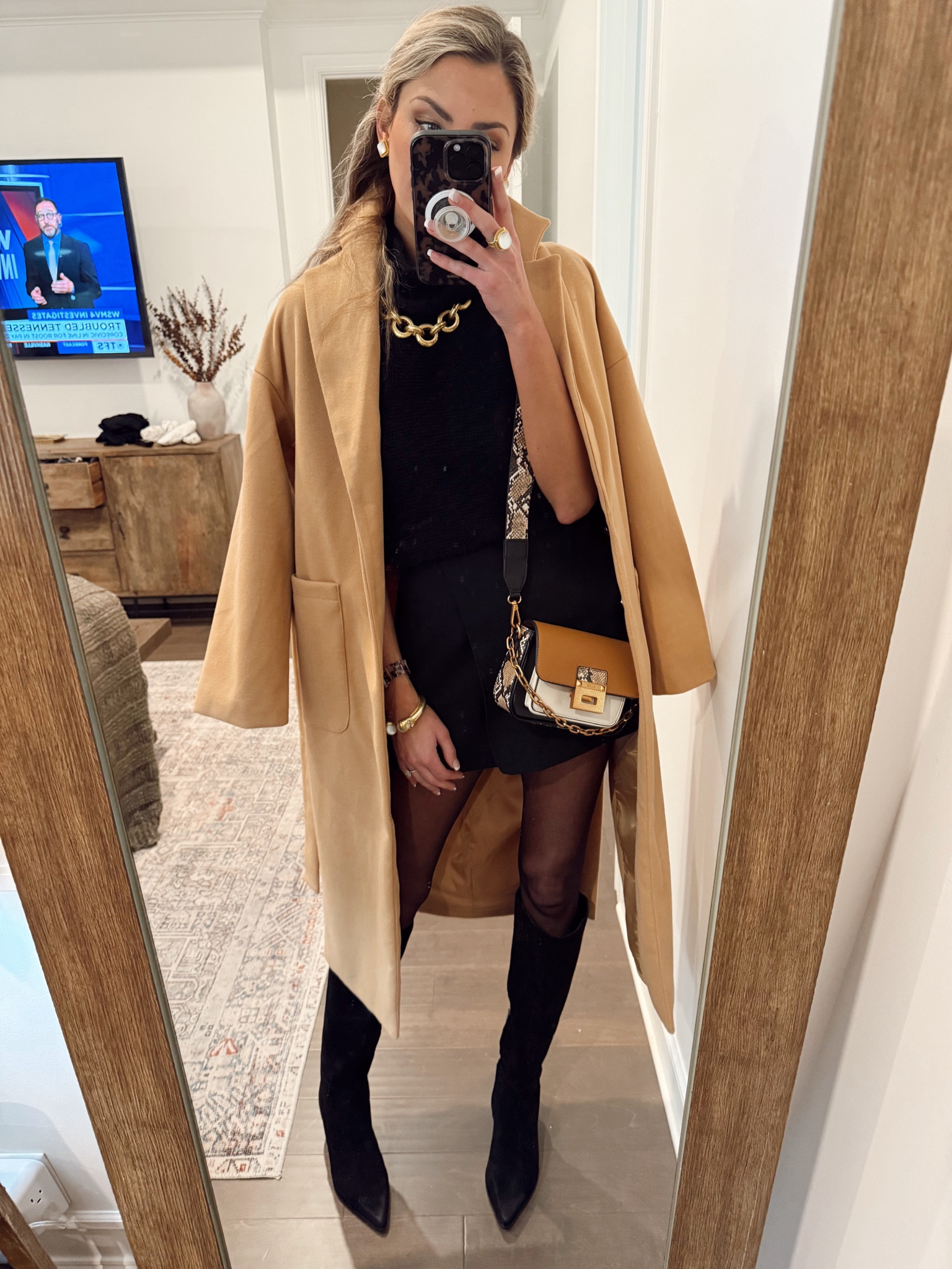 Love this coat from LBLC THE LABEL. Linking this one and similar below ✨



•
•
Wool trench coat, beige trench coat, date night outfit, winter outerwear, fall coats, neutral outfit

#LTKHoliday #LTKStyleTip #LTKSeasonal