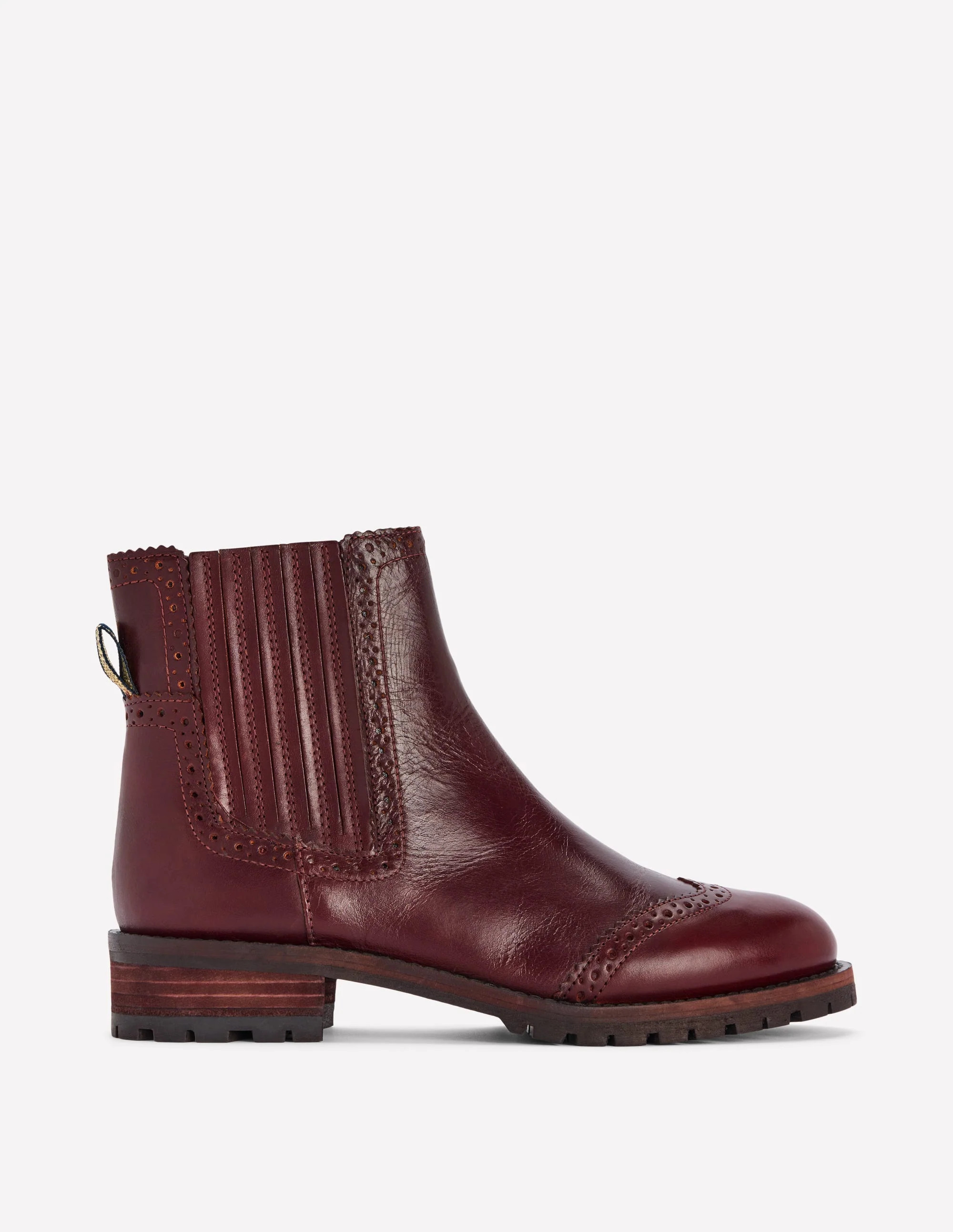 Chelsea-Stiefel mit Budapester-Details-Oxblood | Boden DE