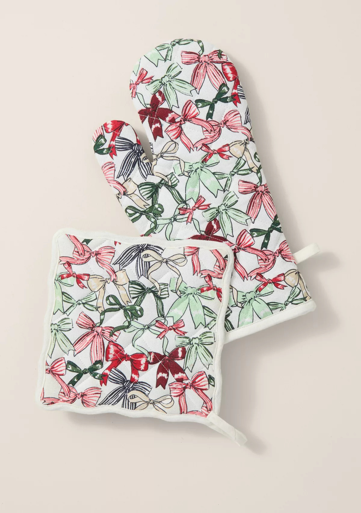 Sewing Down South x Crown & Ivy™ Sew Merry Oven Mitt | Belk