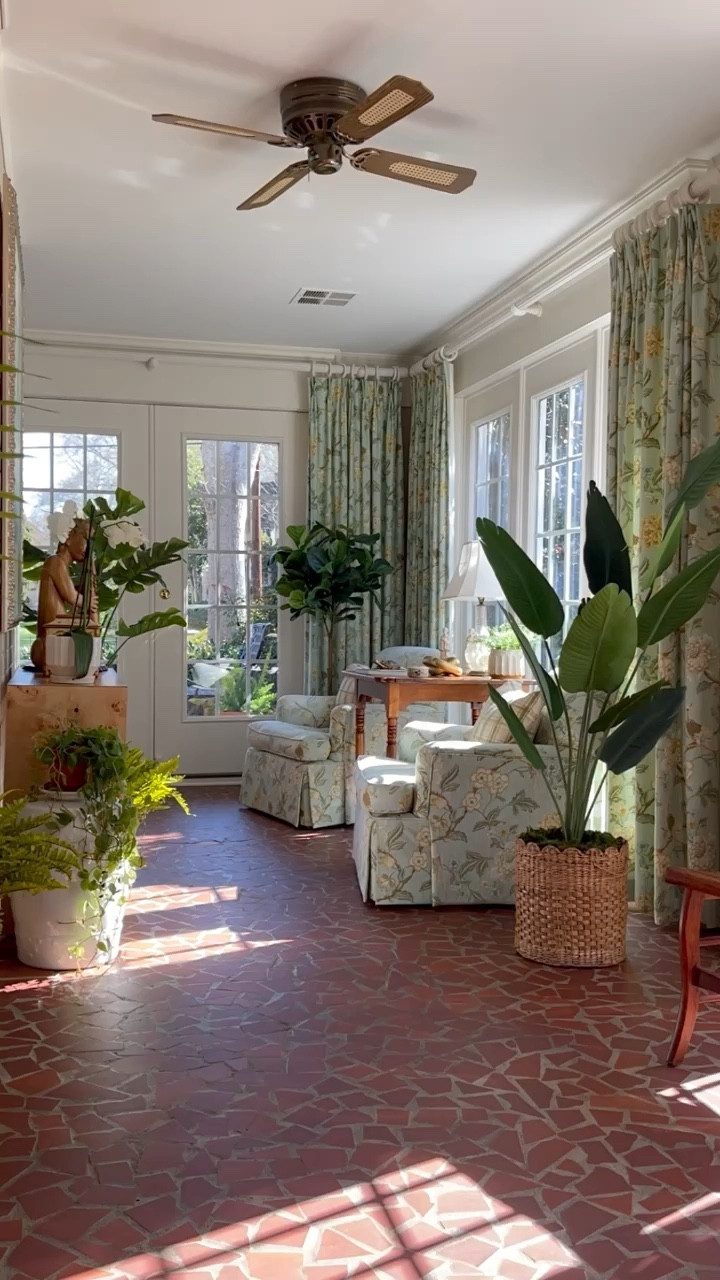 Embracing the perfect first day of Spring with sunshine aplenty.☀️ Hope your day is just as bright! ☀️🌿🫶🏻

#LTKVideo #LTKhome #LTKstyletip