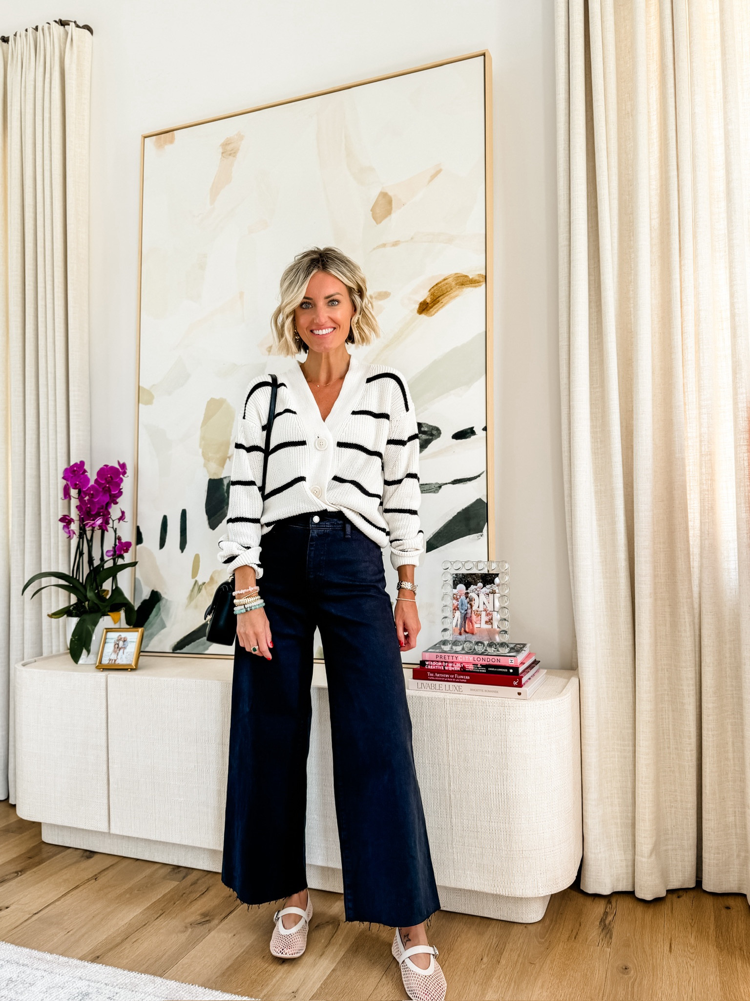 This cardigan & these jeans are both Target finds! A perfect look for the fall! Wearing XS/2!

Loverly Grey, Target finds, fall outfits, fall looks, fall finds, cardigan, striped cardigan, wide leg jeans, black jeans, mesh ballet flats 

#LTKFindsUnder50 #LTKSeasonal #LTKStyleTip