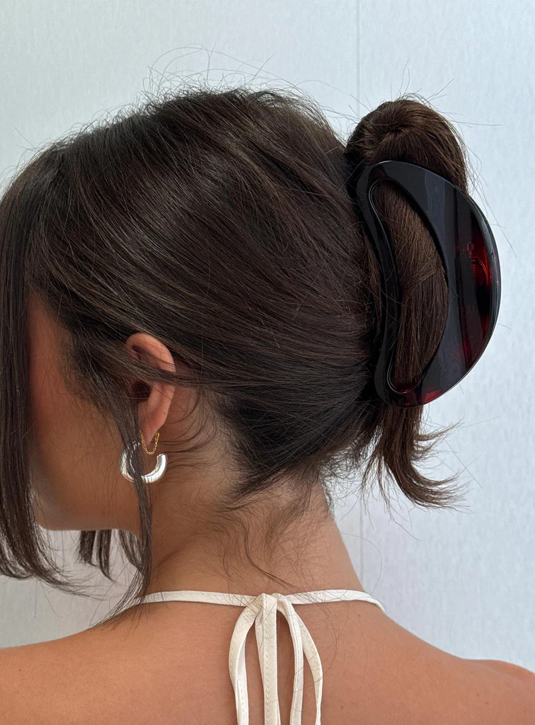 Say My Name Hair Clip Dark Tort | Princess Polly US