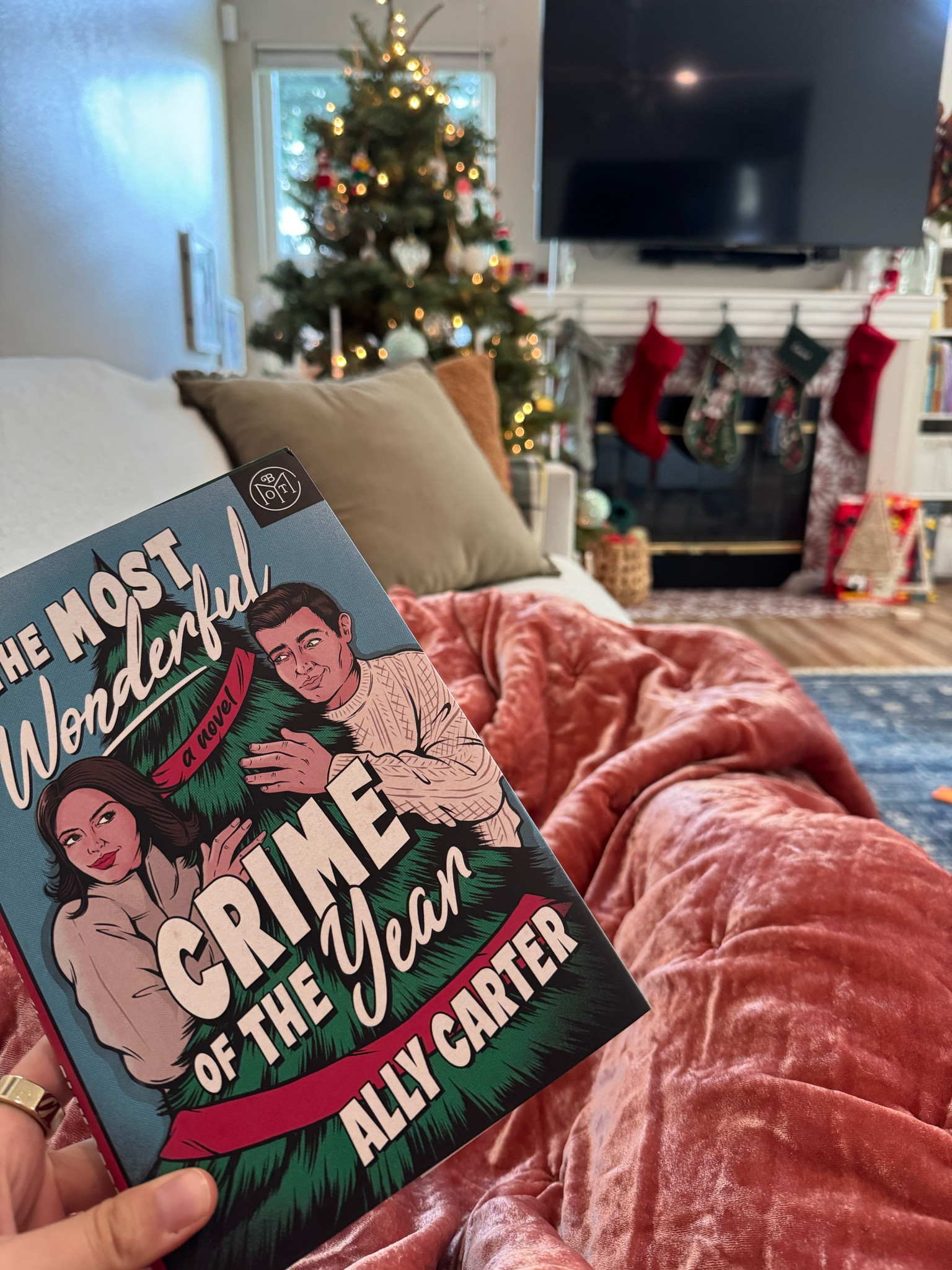 Cozy Christmas reading during naptime 

#LTKKids #LTKHoliday #LTKSeasonal