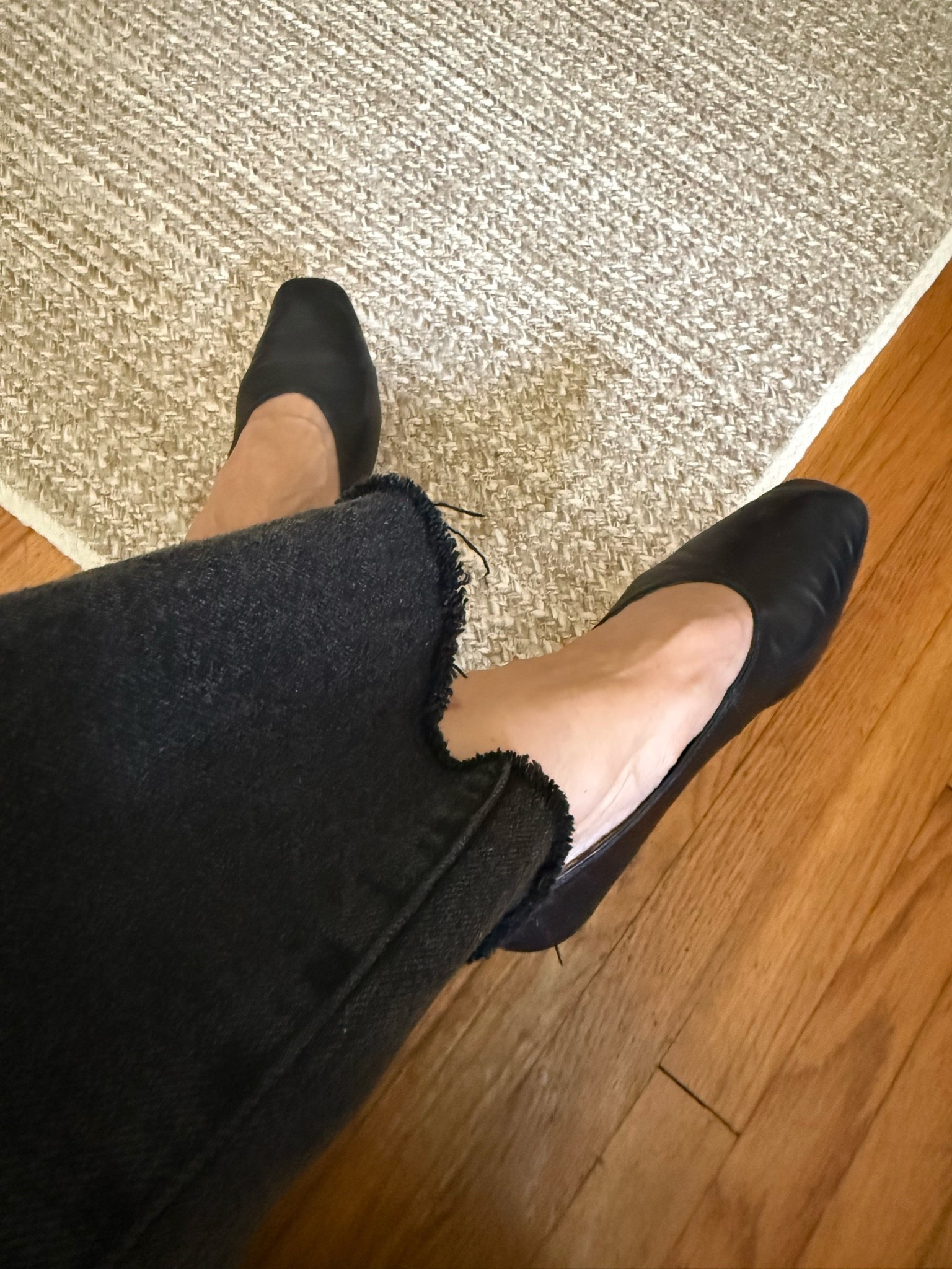 Black jeans + black flats for a stellar  lunch at Houston’s with my love. Adore these flats! Also have them in taupe suede! So casually chic + so comfortable! This West Elm rug is fantastic. I have it in 3 rooms in our home: living room, sun room + laundry area.

#LTKdayinmylife #LTKHome #LTKgrwm