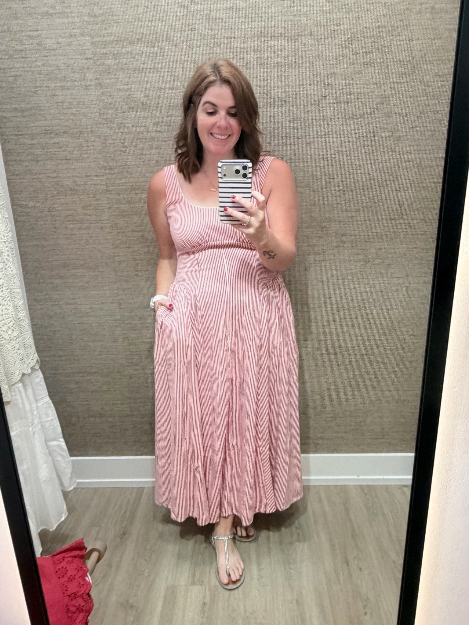 LTK x Abercrombie Sale! 

Looking for a dressier dress that can take you from date night to 4th of July festivities?! This dress is perfect! The dress runs TTS (I’m in a medium) and you get 20% off when you shop through the LTK App!

#LTKxAbercrombie #LTKSaleAlert