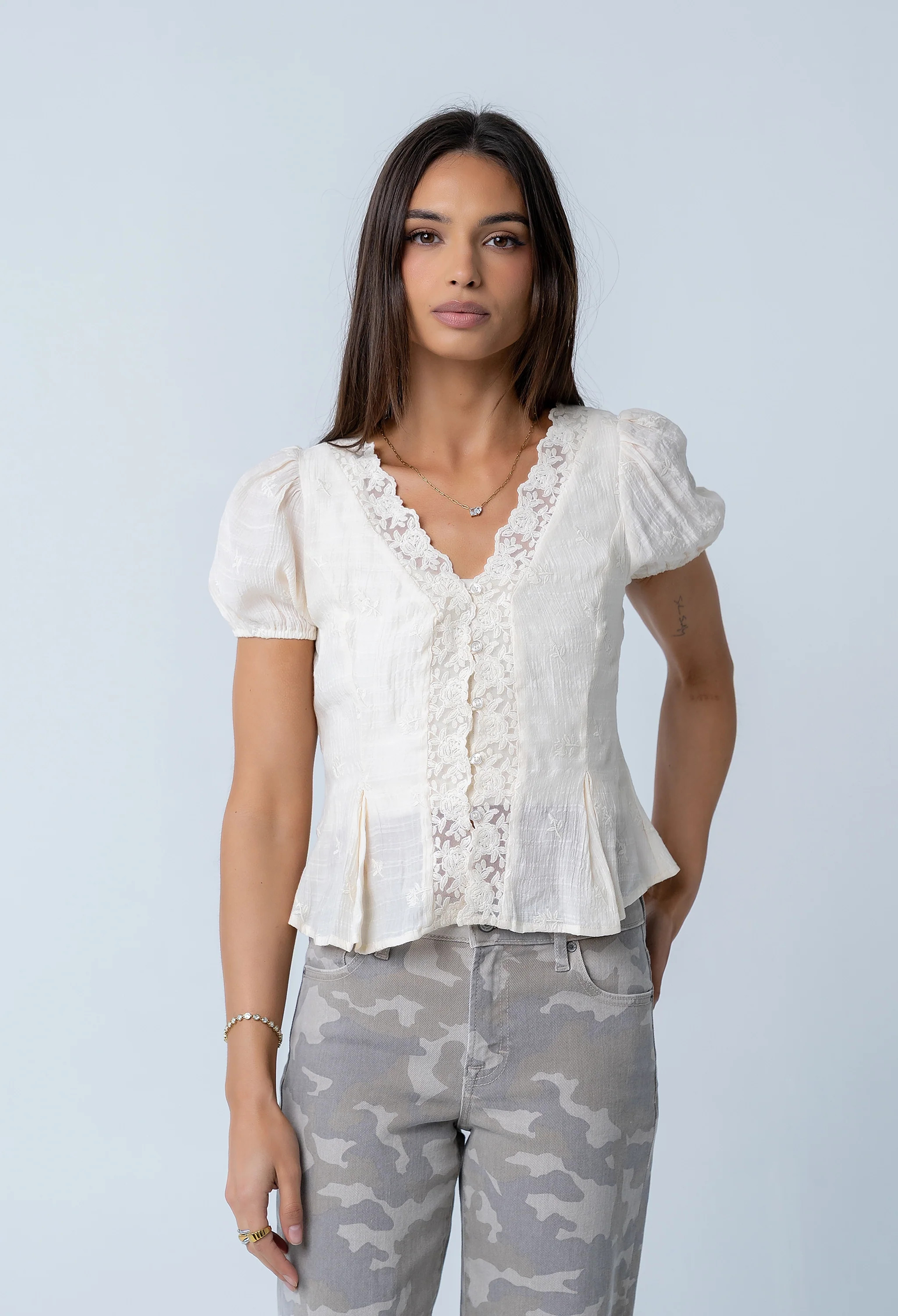 Brianna Embroidered Blouse in Cream | Böhme US