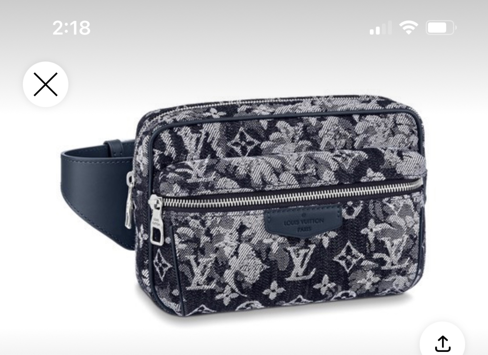 LV bum bag 

#LTKmens #LTKitbag #LTKFind