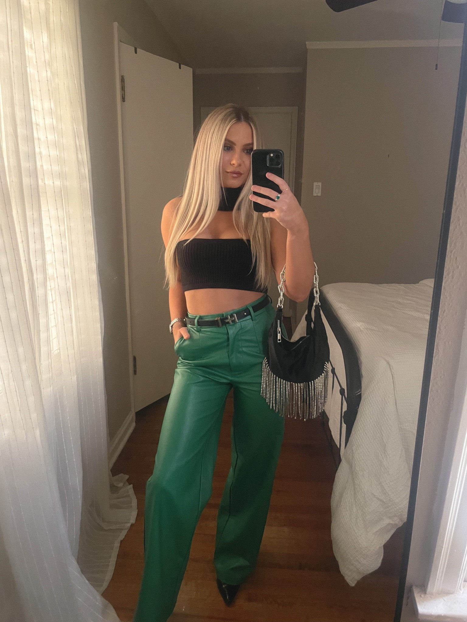 Women’s clothes, green pants, black crop top, casual wear, women’s street wear, going out outfit, women’s cheap clothes, Amazon find, Amazon outfit 

#LTKunder50 #LTKstyletip #LTKfit