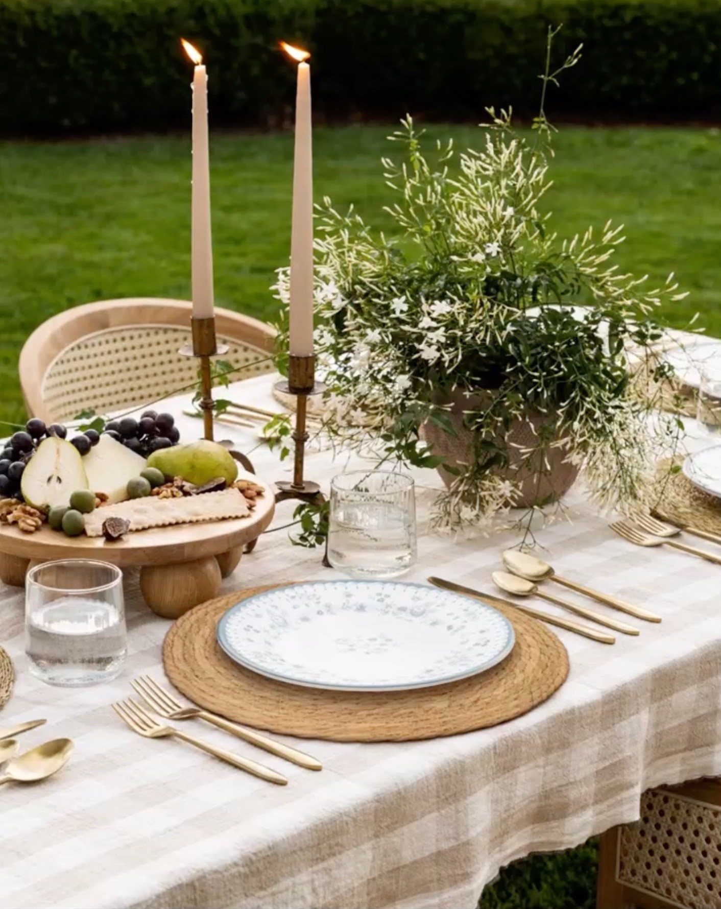 Things I’m telling my friends to buy for prime day!! 

My favorite table decor!! PLACEMATS- plates, cups table cloths etc 

#LTKFindsUnder50 #LTKSaleAlert #LTKStyleTip