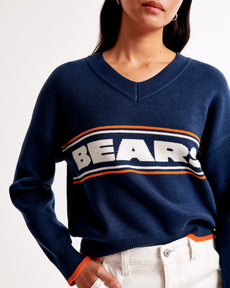 NFL Chicago Bears LuxeLoft V-Neck Sweater | NFL NFL | Abercrombie.com | Abercrombie & Fitch (US)