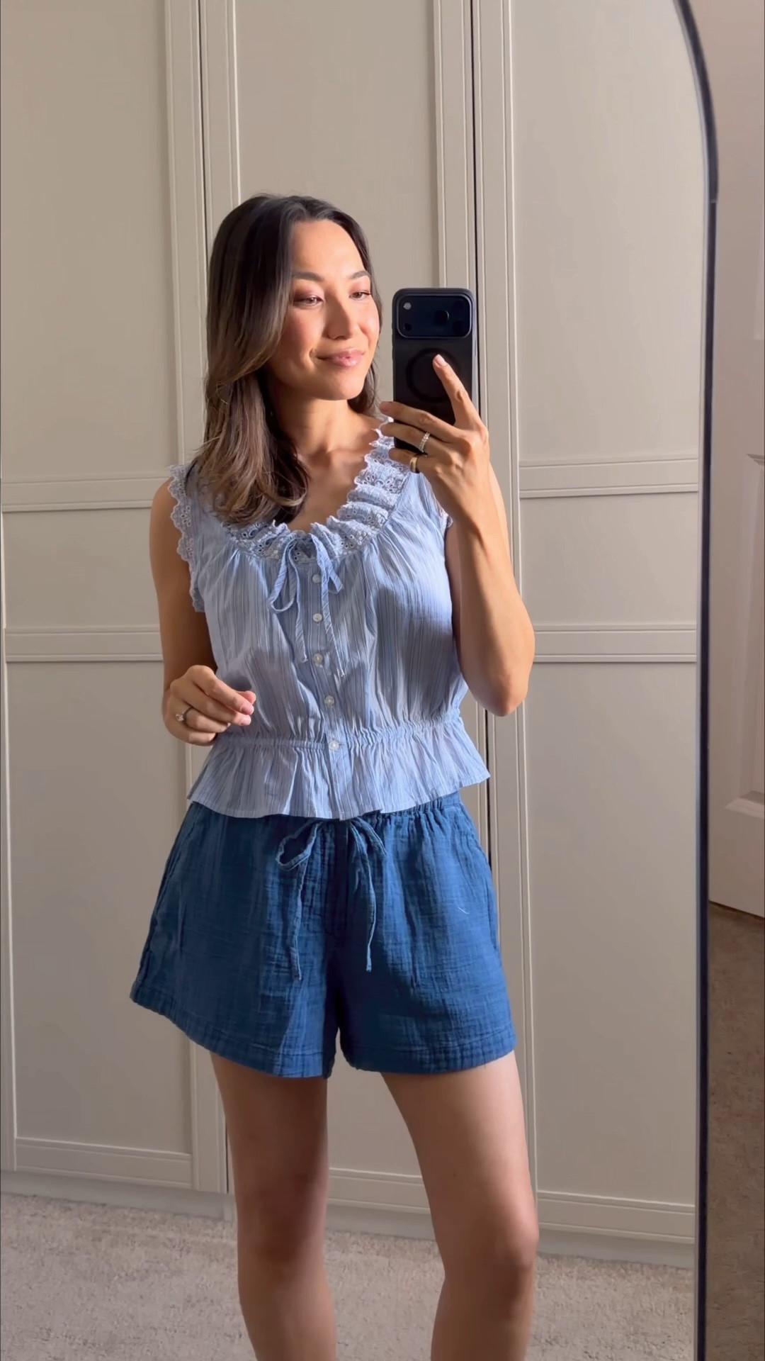lightweight pieces for summer - 50% off selects shorts, tees & swim at @gap

Eyelet top small
Shorts - sized up to small for looser fit 

Linked more mix & match favorites for the heat ☀️ #howyouweargap #gappartner