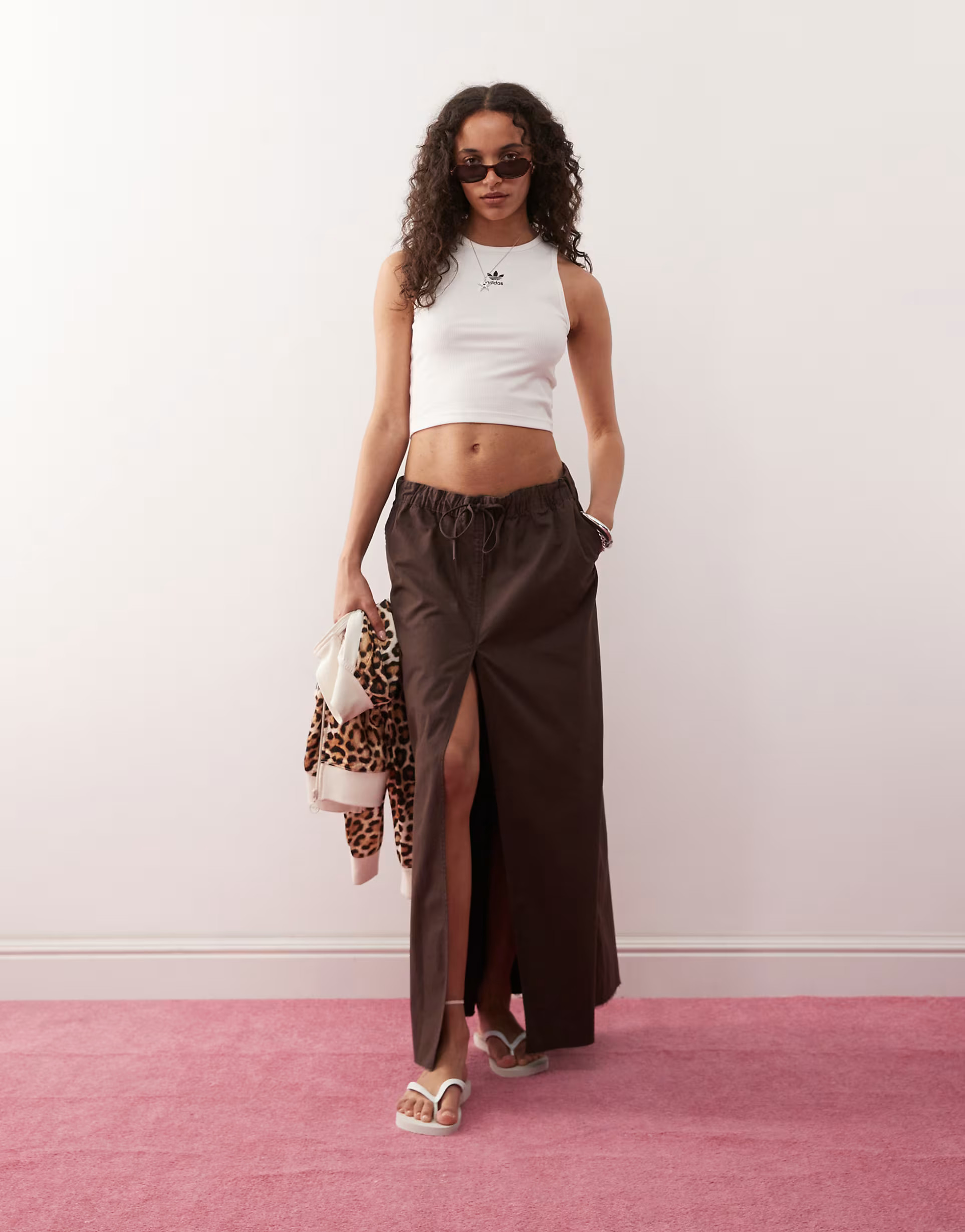 Monki maxi skirt with elasticated waistband in brown | ASOS (Global)