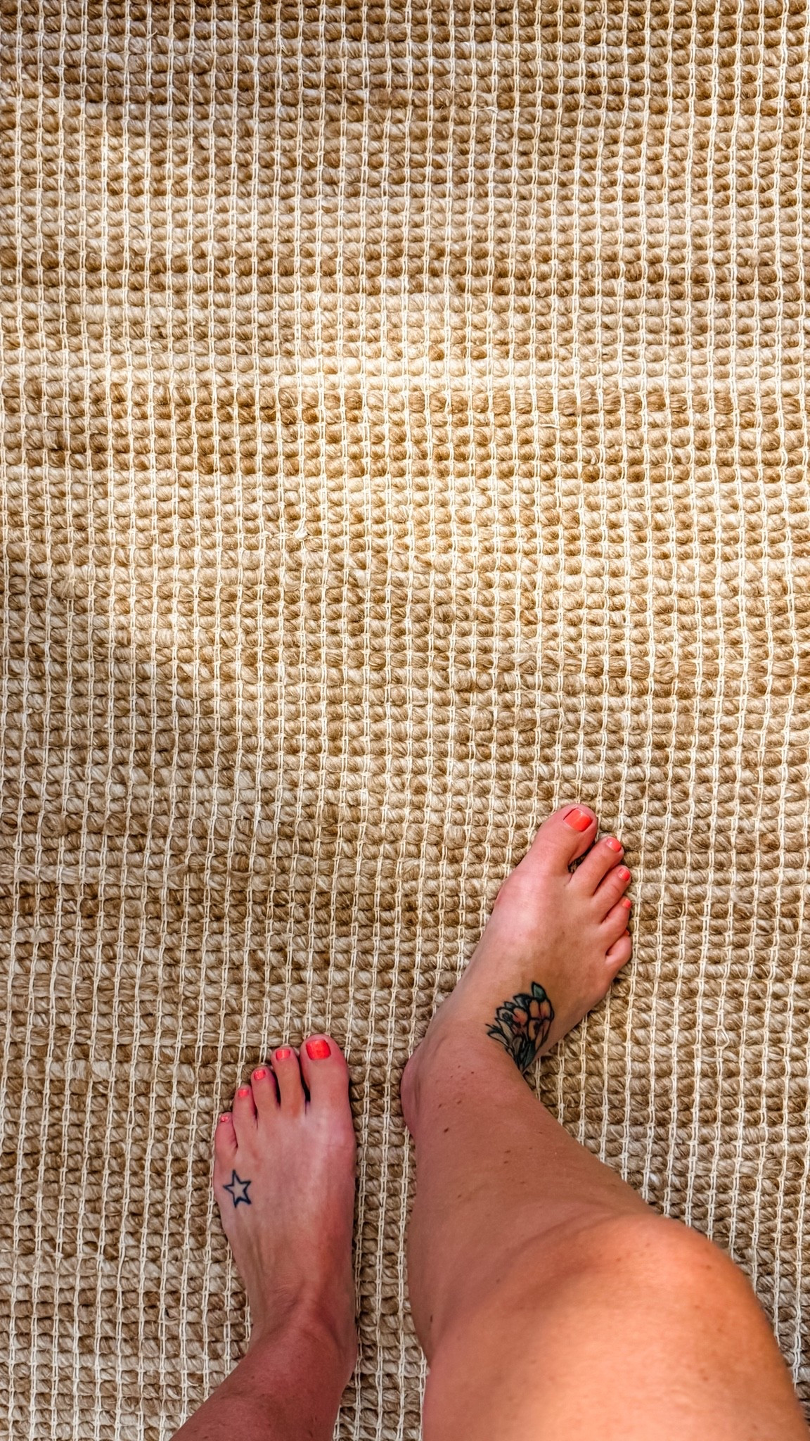 SOFTEST RUG EVER | EXTRA 20% off with code KITCHEN
60% Polyester, 25% Wool, 15% Cotton
Flatweave
Medium pile (0.60 inch) - sleek and versatile
Expertly handcrafted in India
Feels Soft and Cozy
OEKO-TEX® certified, tested for hundreds of harmful substances for your peace of mind

#LTKHome