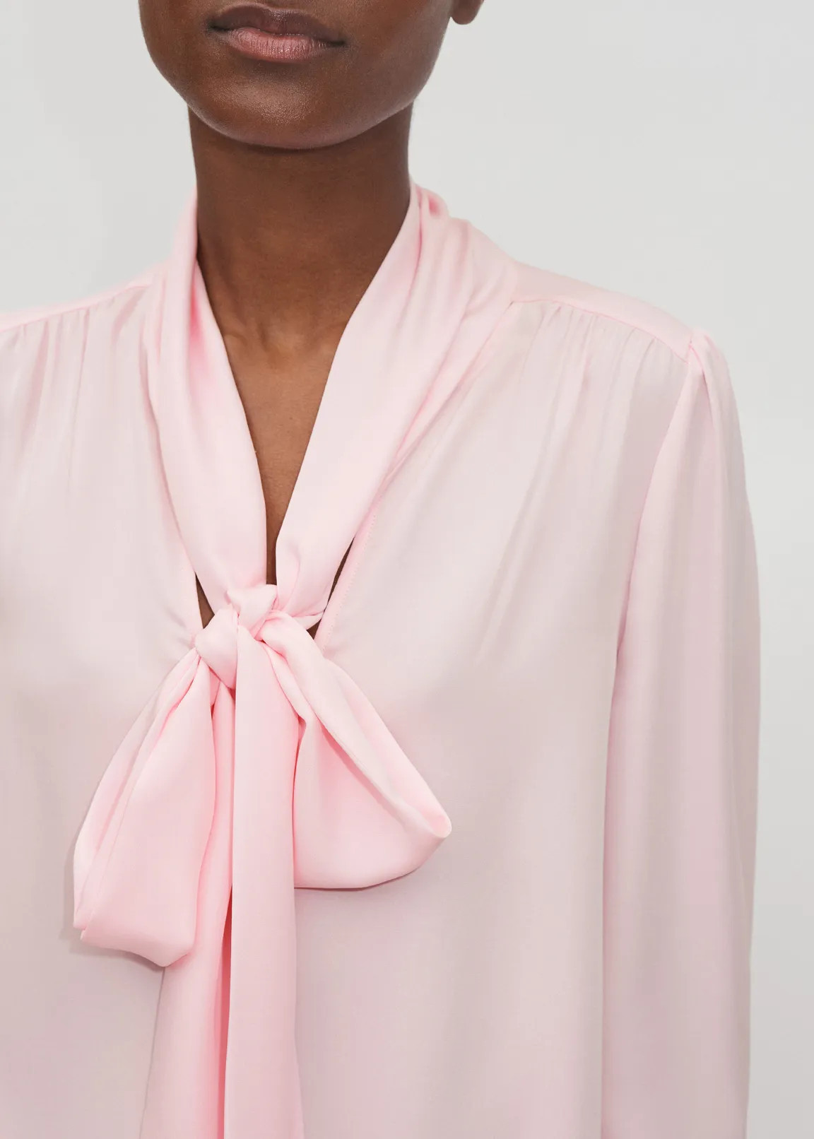 Silk V-Neck Tie Swing Blouse | ME + EM