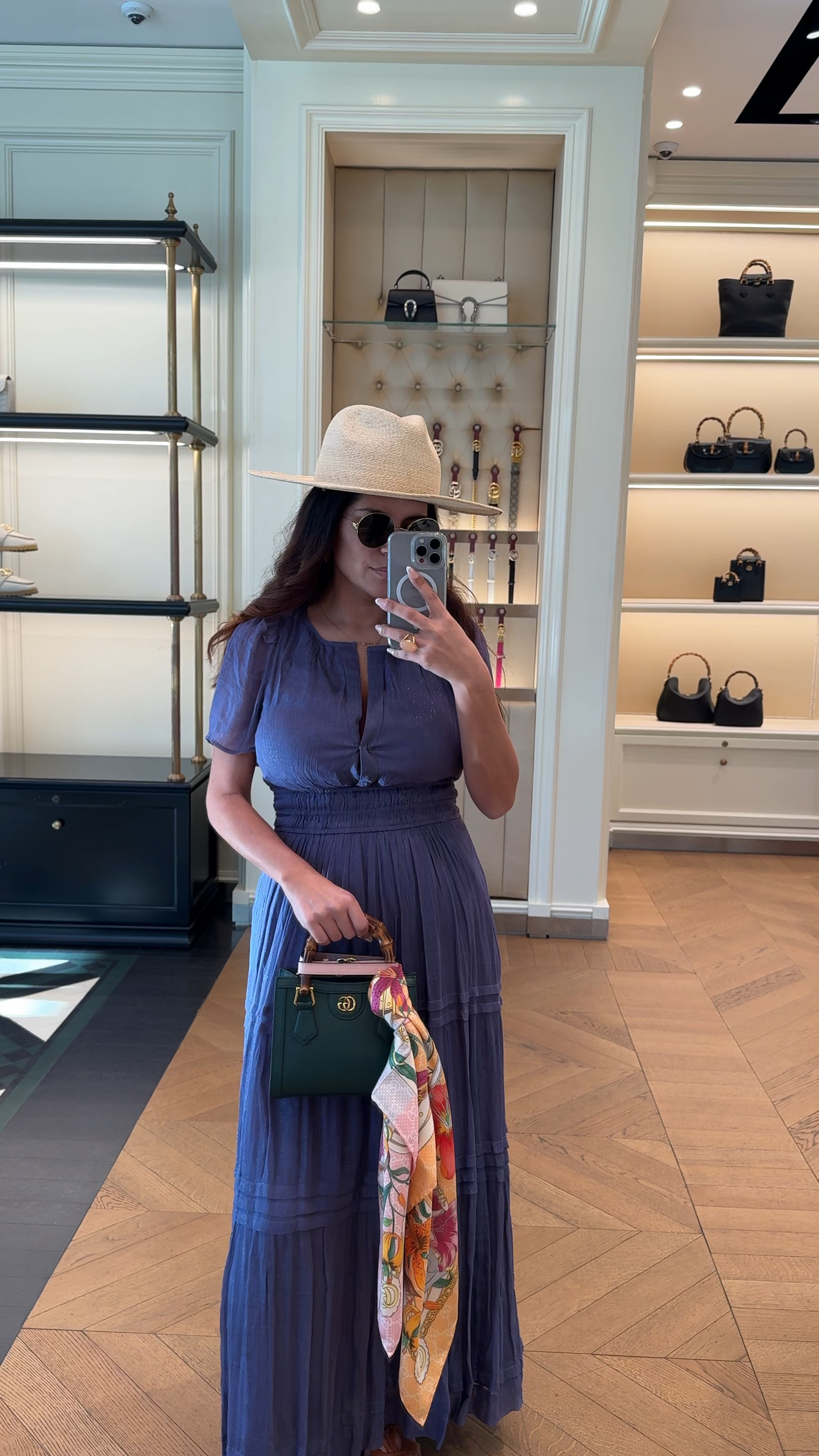 Left thinking about the beautiful Diana purse 😩 #gucci #travel 

#LTKstyletip #LTKtravel #LTKVideo