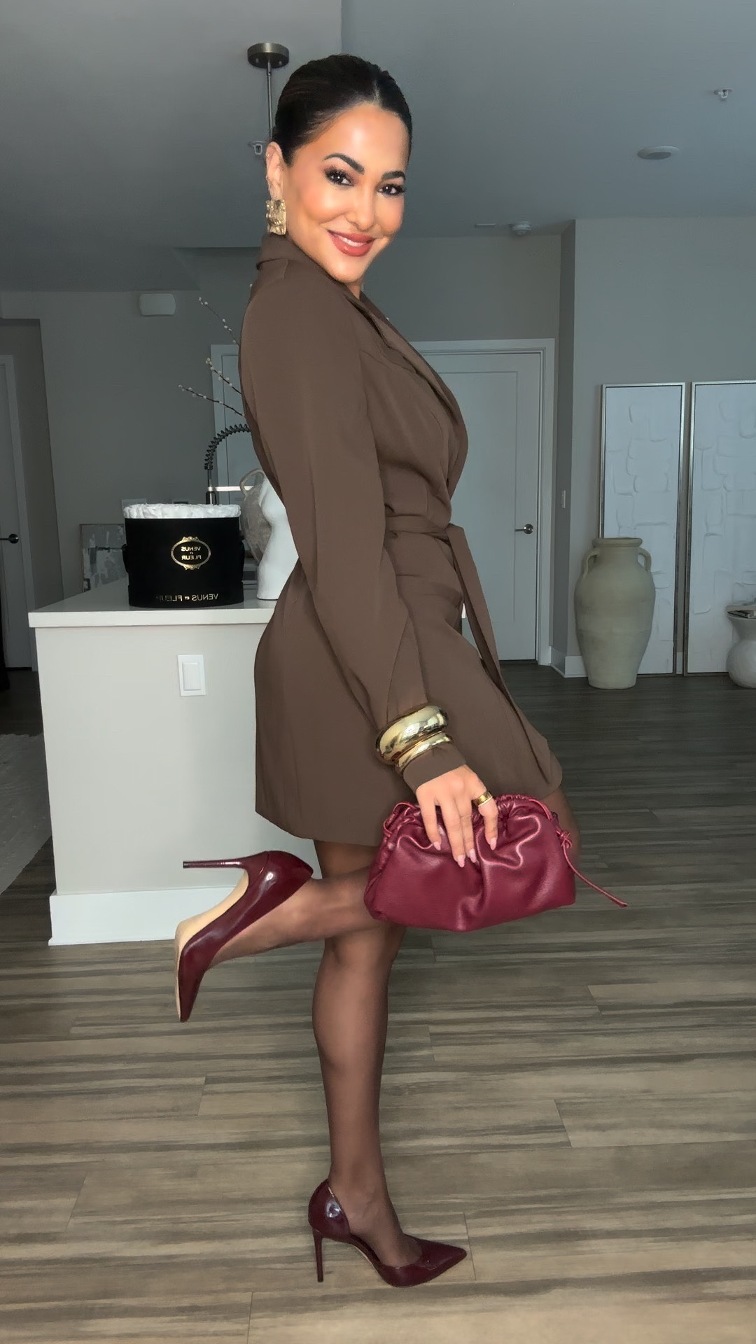 GRWM: Styling Brown & Burgundy 💫

This is one of my new favorite color combos to style • #outfitinspo #fashion #styletips #outfitideas #grwm #fashionstyle #styling #todaysoutfit #todayslook #fallfashion 


Outfit Details:
blazer — @showpo 
earrings — @jluxlabel 
shoes — @ninewest 
bag — @revolve 
perfume — @parfumsdemarly 
lips —  @charlottetilbury lipstick 
sunnies — @amaviieyewear 
bangles — @8otherreasons

#LTKstyletip #LTKfindsunder50 #LTKbeauty