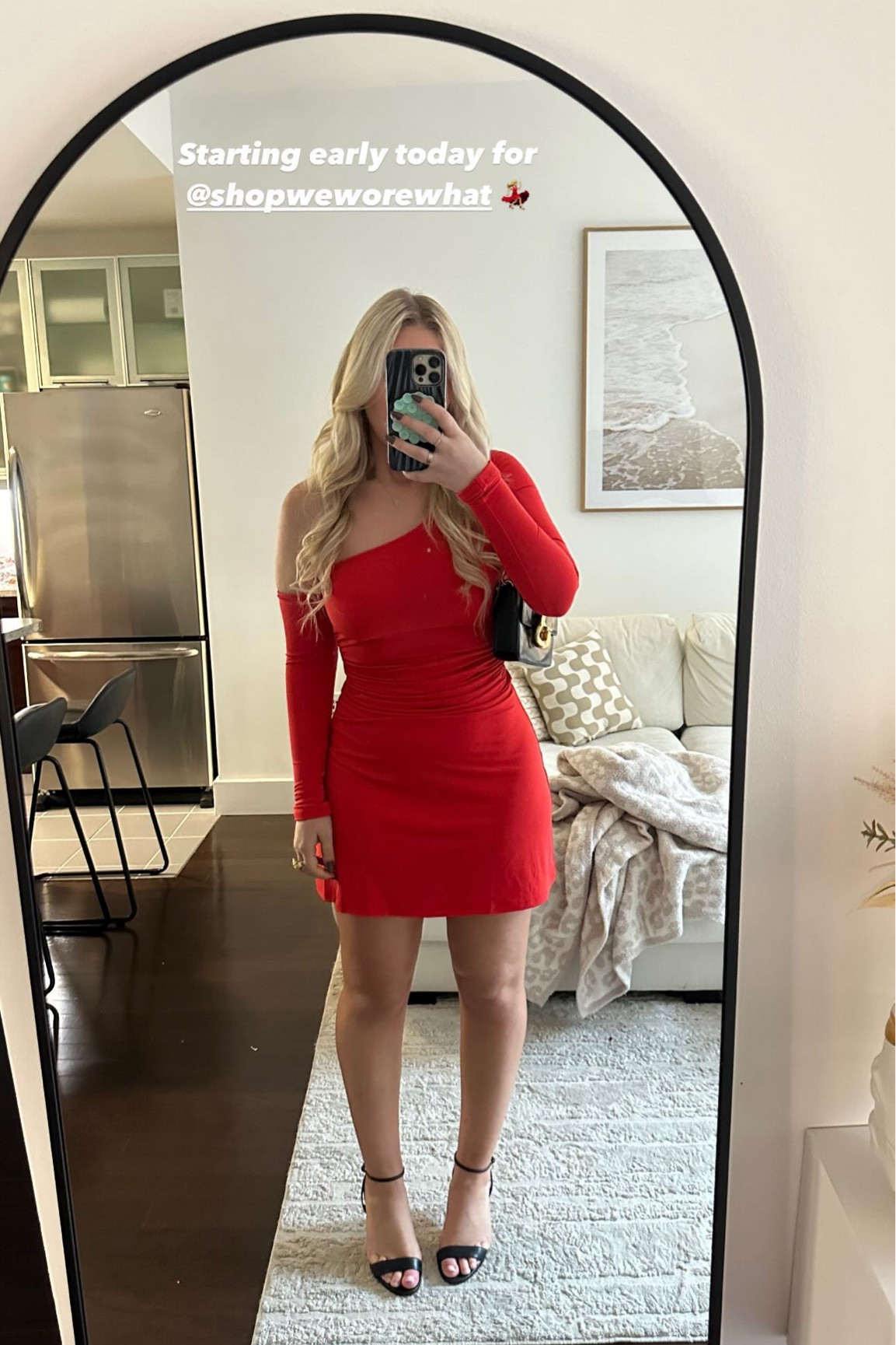 Starting early today for @shopweworewhat 💃🏼