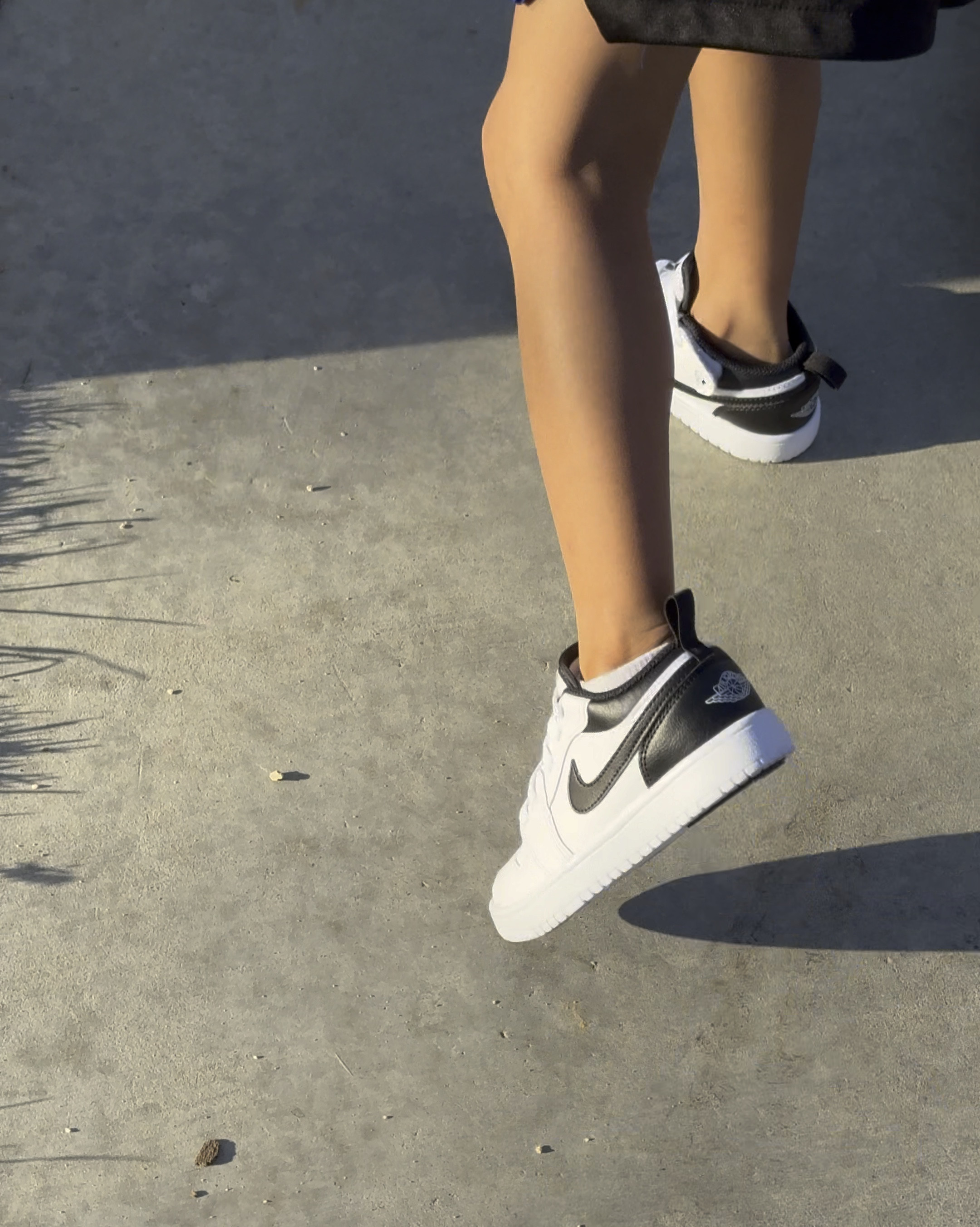 Best Nike sneakers for kids with no lace! #nikekidsshoes #bestnikeshoes