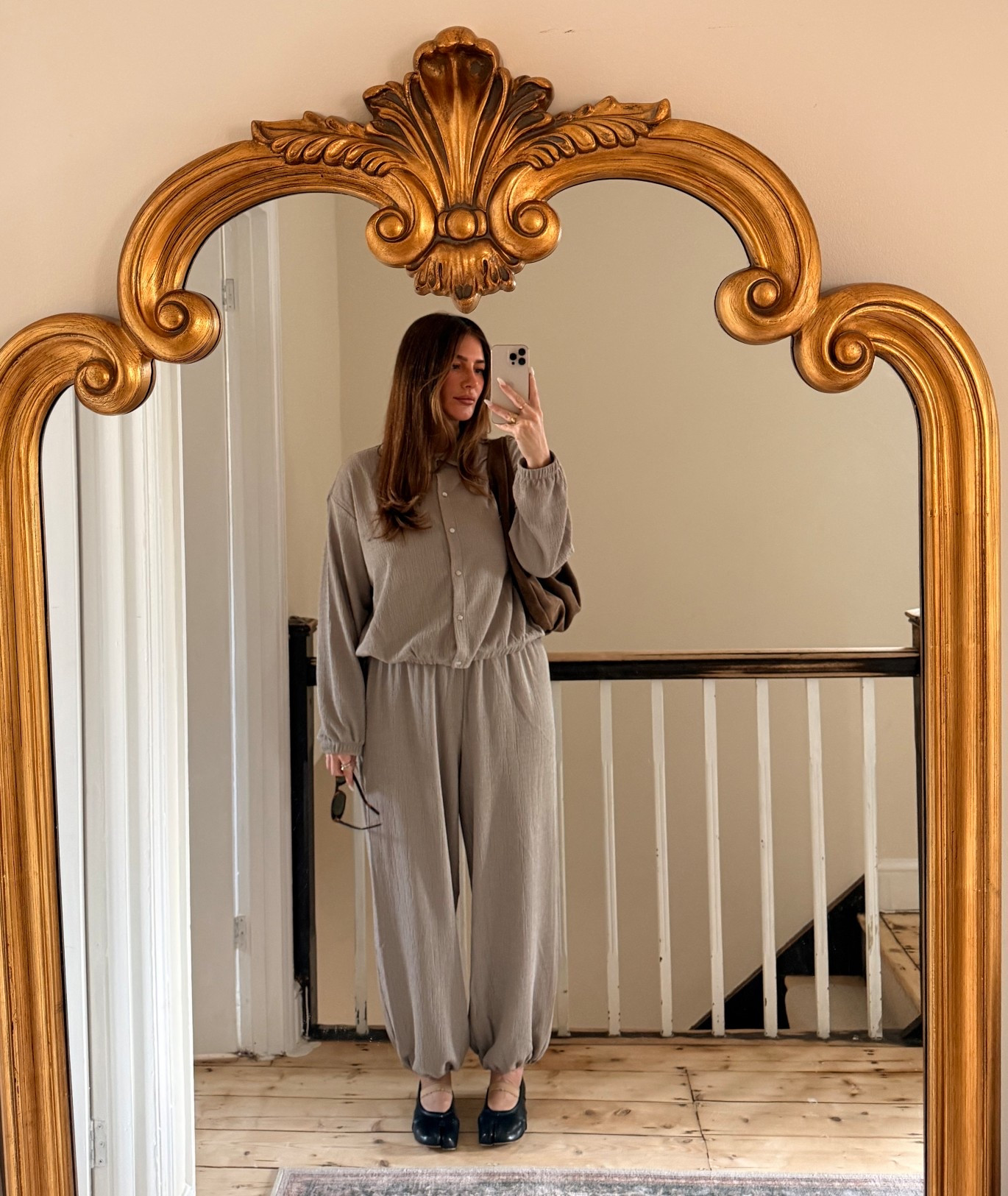 I’m wearing a large bottom and xl top 