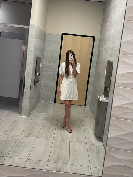 little white dress moment 🤍

#LTKBeauty #LTKFindsUnder100 #LTKStyleTip