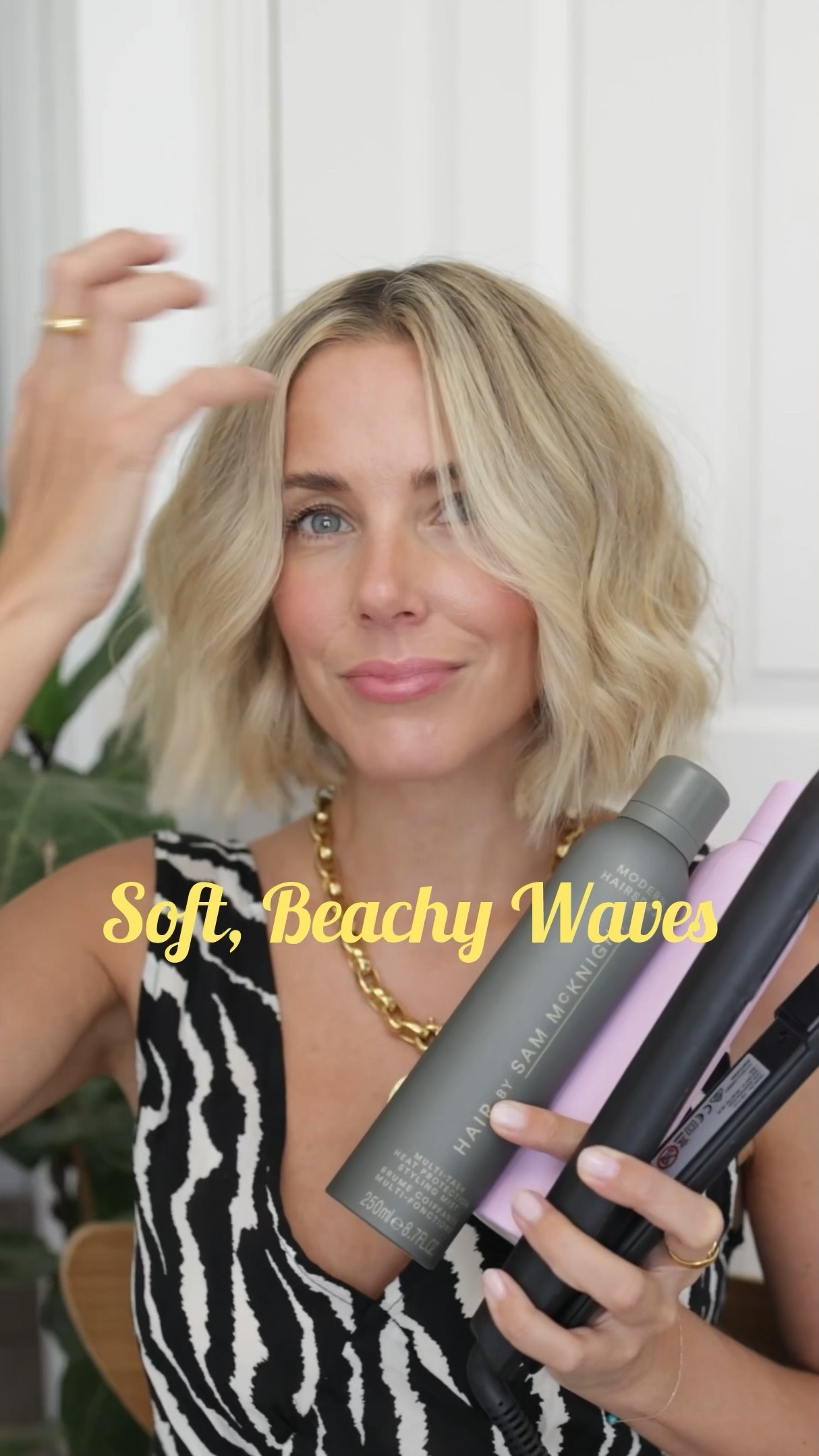 Soft, beachy wave. Hair waves. Bob hair. Straighteners 