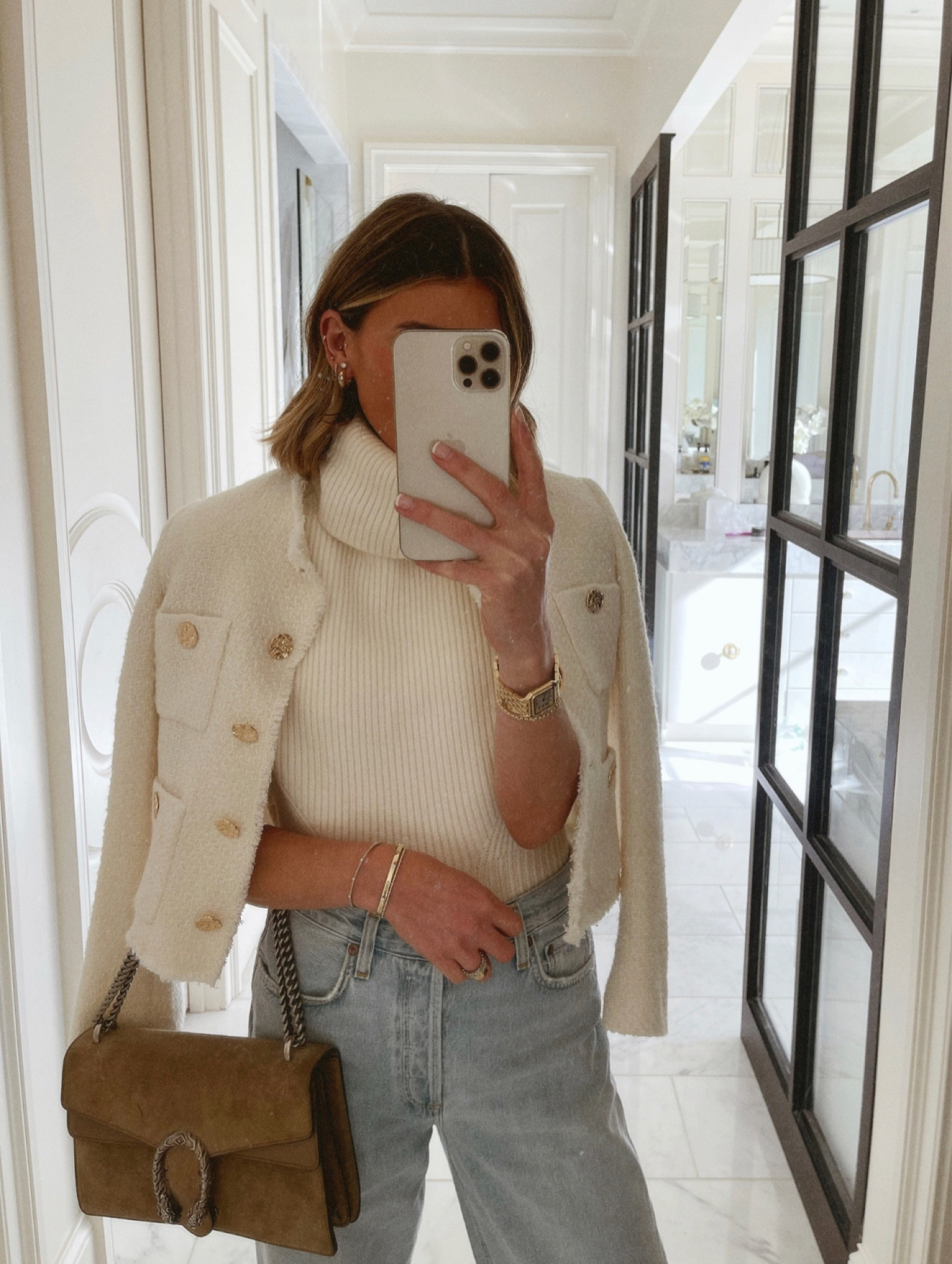 A simple way to style denim for a date night. 

#LTKStyleTip #LTKSeasonal