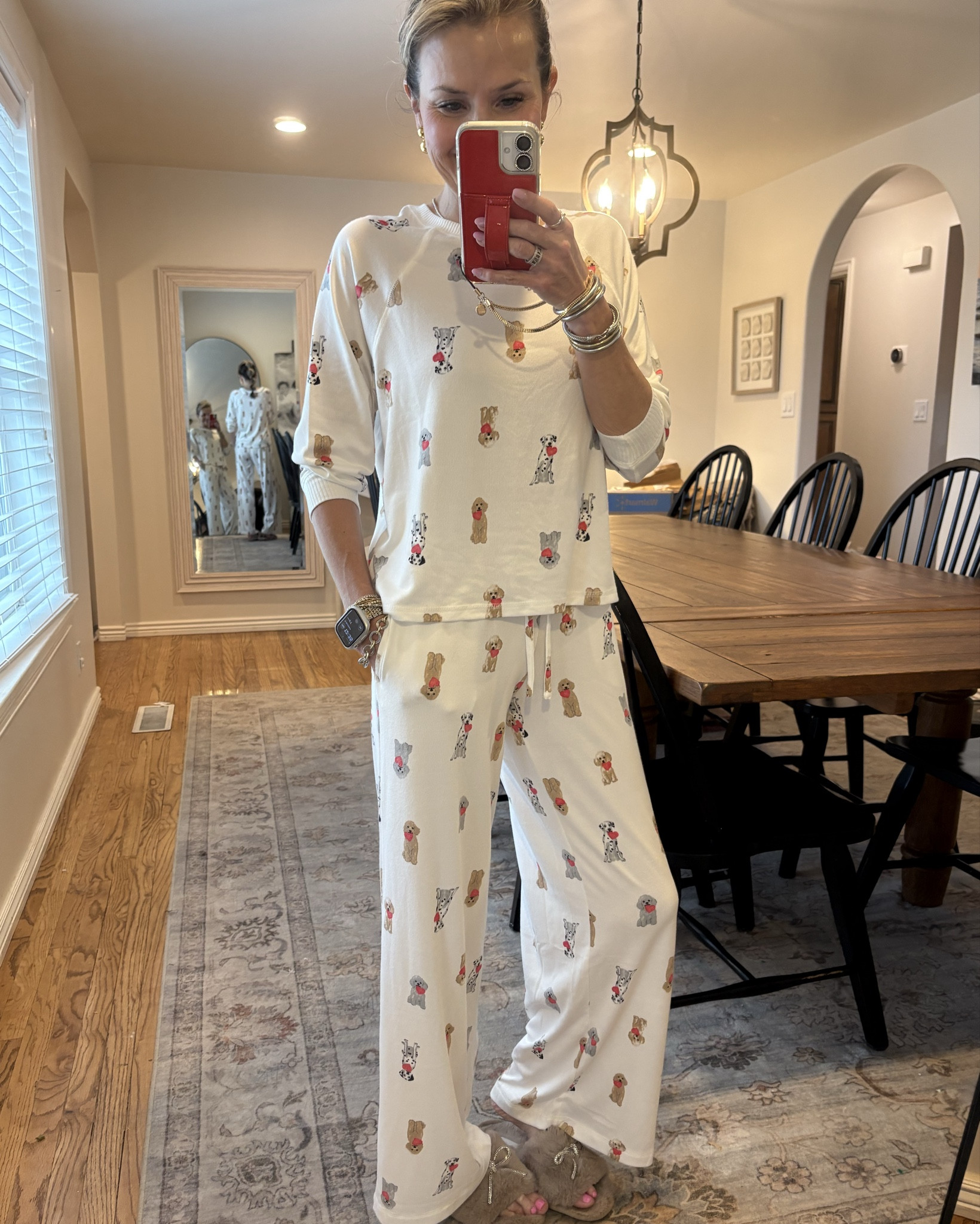 Valentines Day pajamas 💗❤️🥰❤️💗

#LTKFindsUnder50 #LTKmomlife #LTKSeasonal