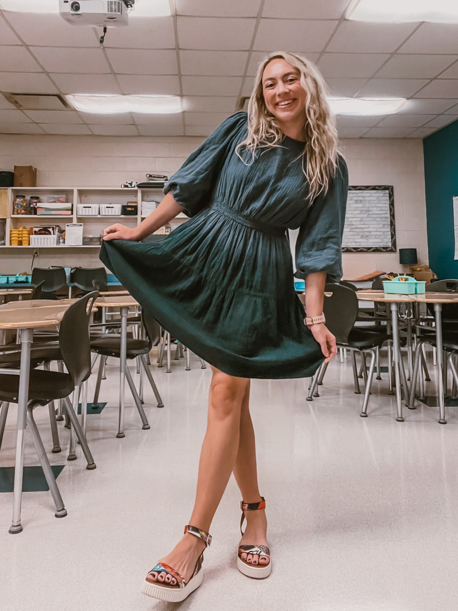 Teacher outfits, teacher style, teacher fashion, work outfits, workwear, fall fashion, fall outfits

#LTKworkwear #LTKSeasonal #LTKunder100