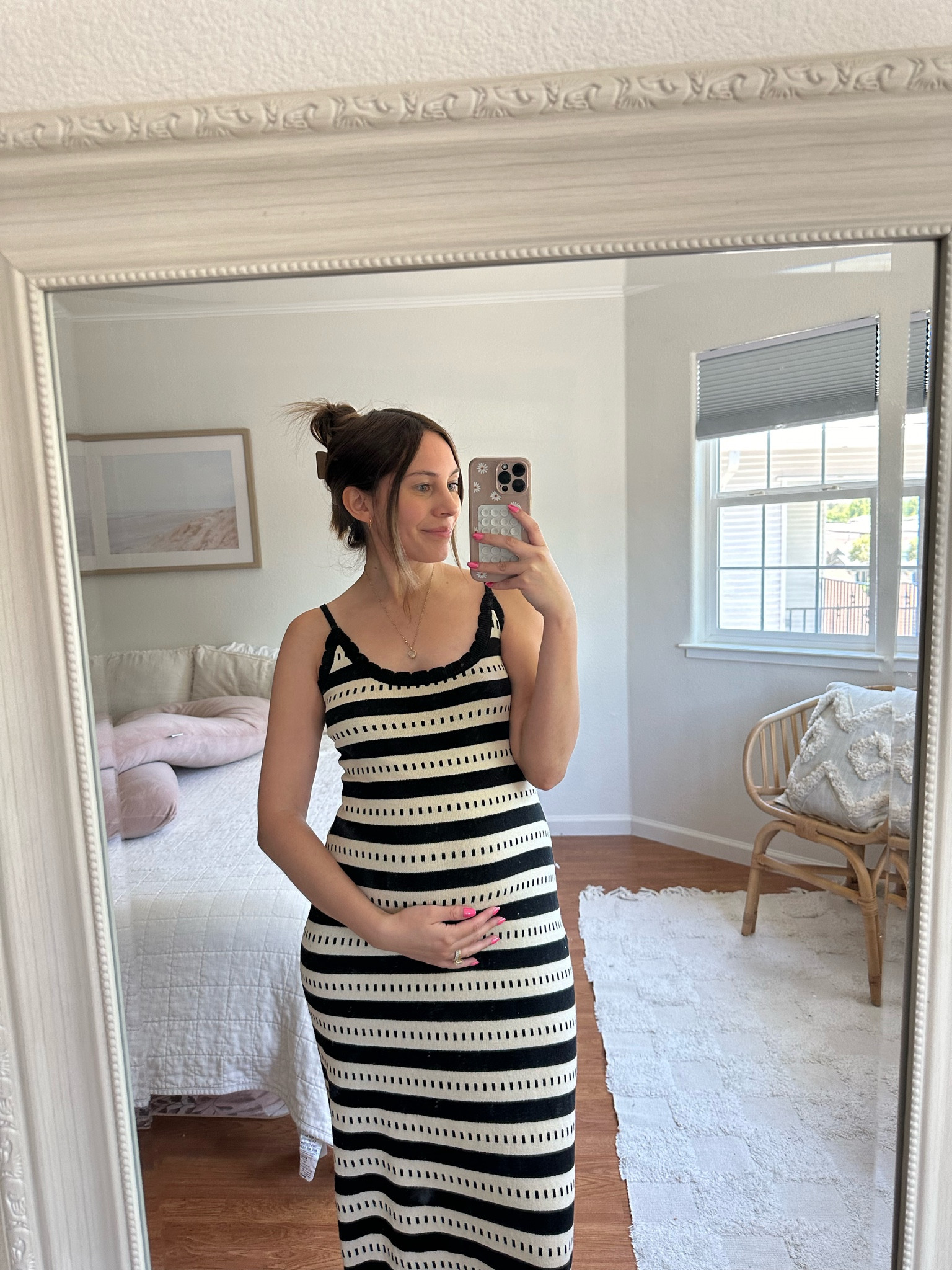The comfiest maternity dresss

#LTKbaby #LTKfindsunder100 #LTKbump