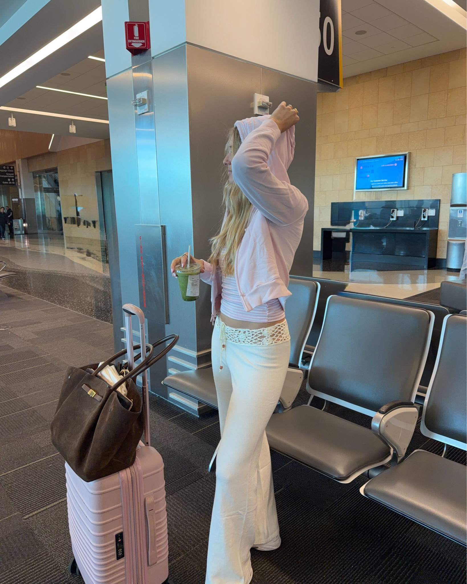 airport aesthetic ✈️🌸