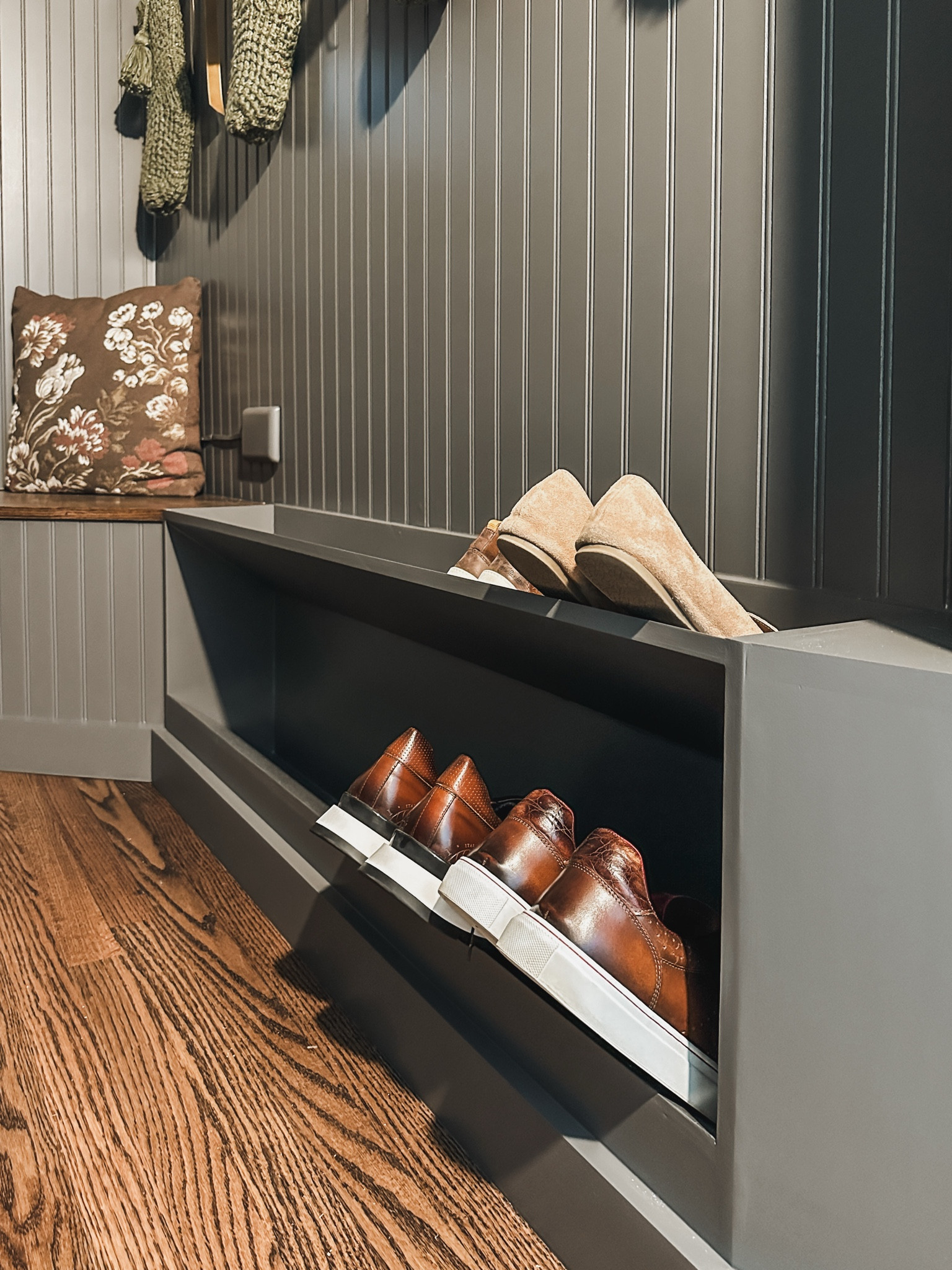 If you’re interested in anything from this mudroom project, I have it all linked here! Btw, the wall color is SW Peppercorn ☺️