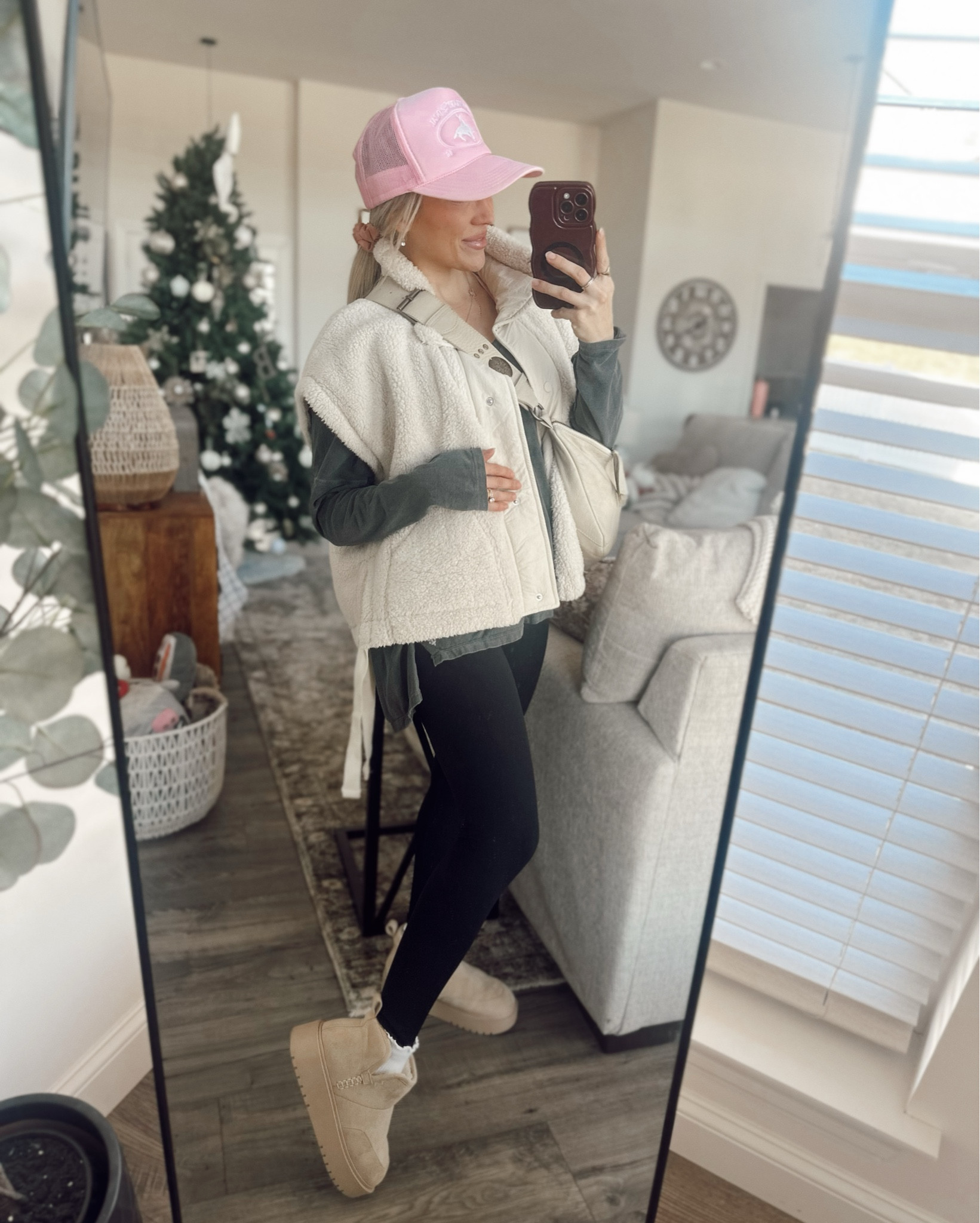 Currently in my comfy fits era ✨💓

because being pregnant + on your feet all day is no joke 😂 only working 3 days a week and I’m still tired lol

#LTKootd #LTKBump