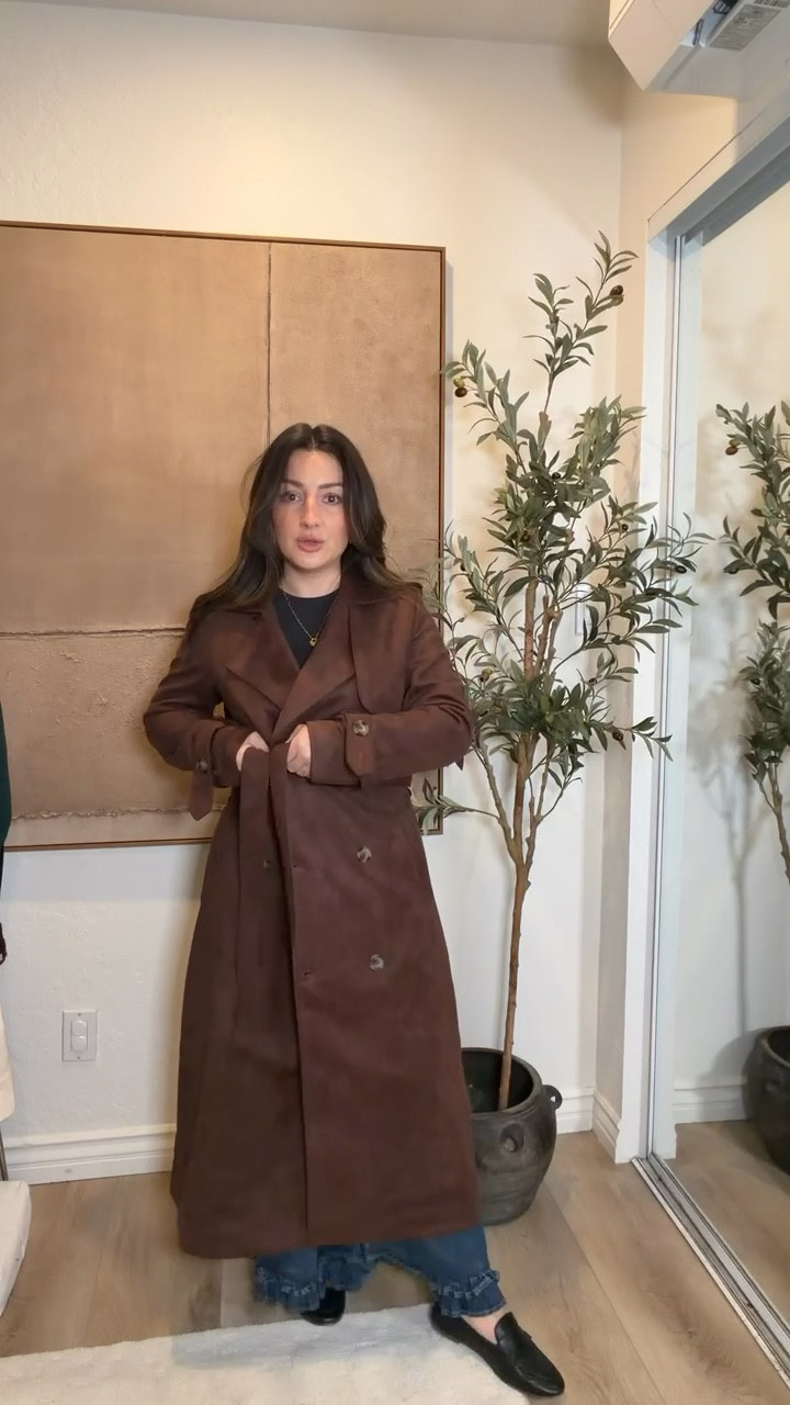 Love this suede trench coat! Paired it with a cute tee and pair of jeans! 

Size small in the coat, tee and jeans 

Necklace use code: Mimiltk 

5'0" 140lbs)

#LTKPetite #LTKSaleAlert #LTKootd