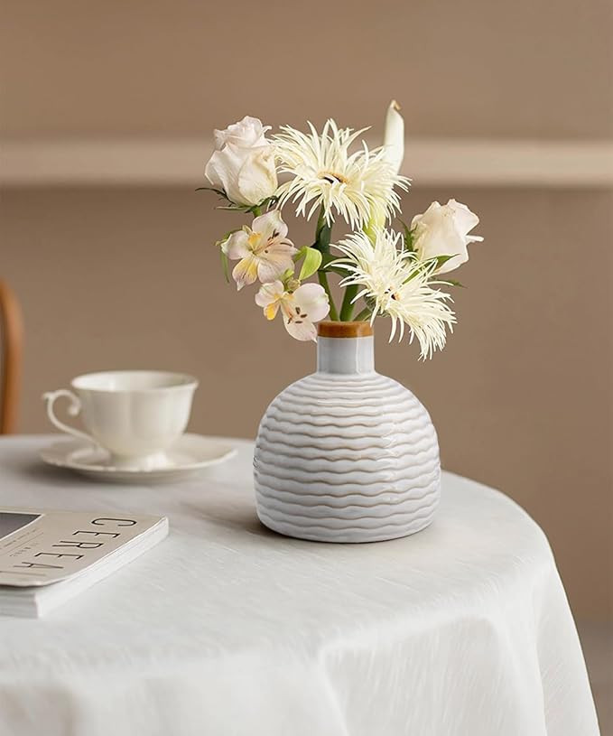 GeLive Vintage White Ceramic Bud Vase Small Rustic Retro Flower Vase Diffuser Bottle Farmhouse Bo... | Amazon (US)