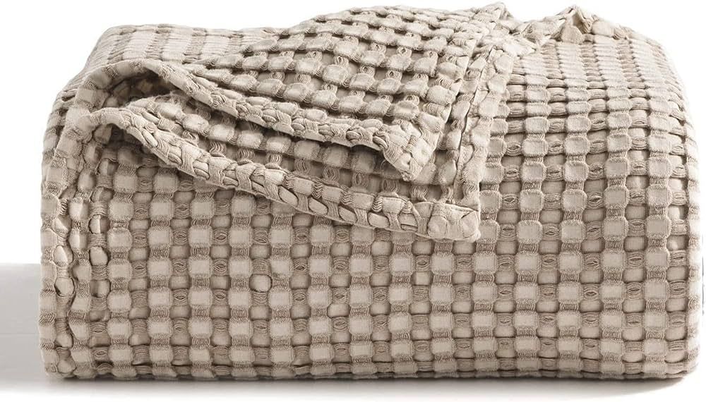 Bedsure Cooling Cotton Waffle Weave Throw Blanket - Lightweight Breathable Blanket of Rayon Deriv... | Amazon (US)