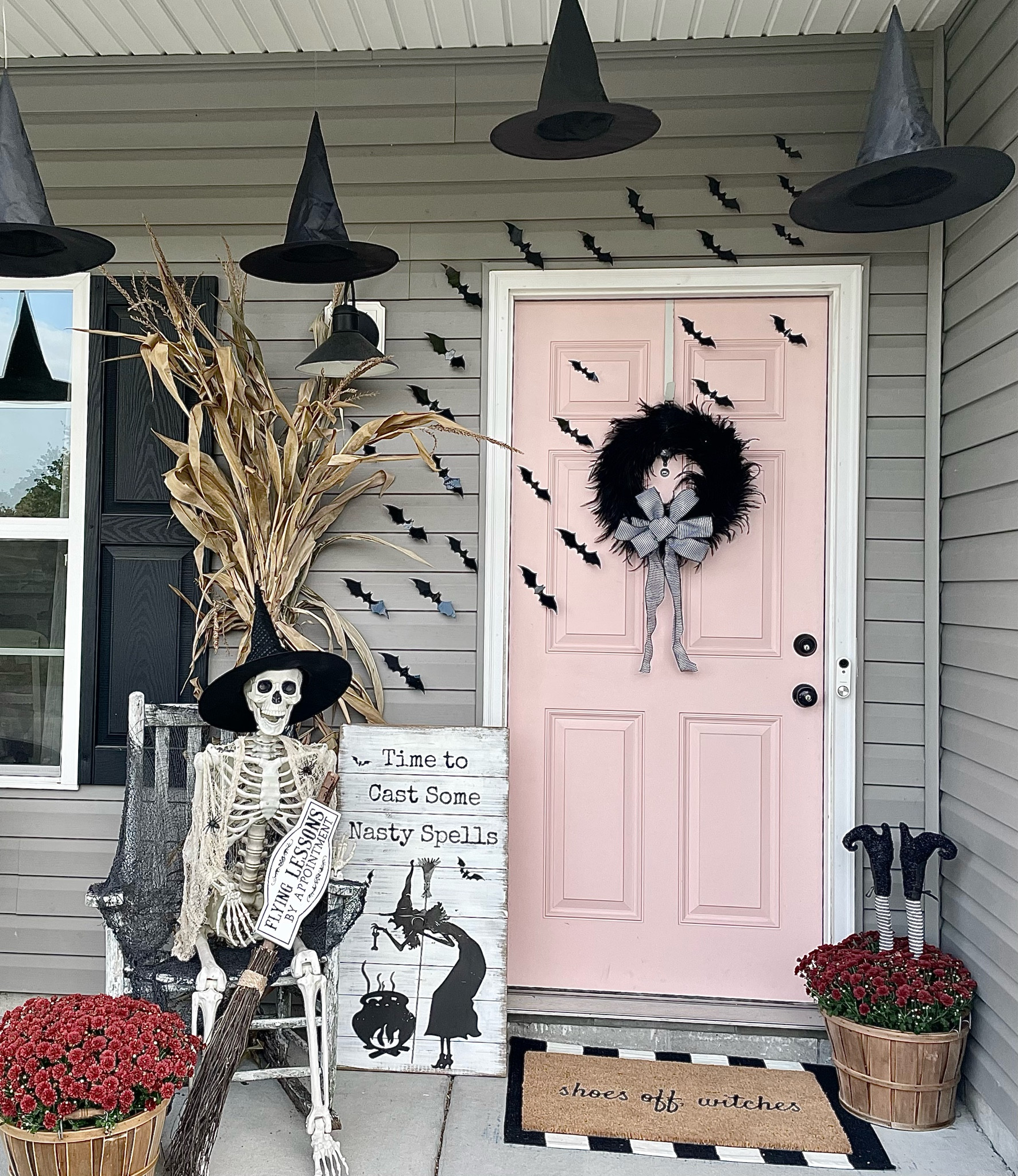 Spooky porch 

#LTKSeasonal #LTKHoliday #LTKHalloween