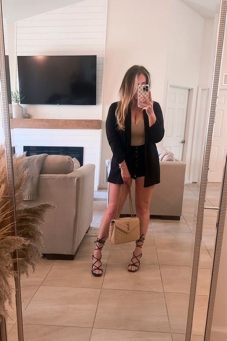 Summer to Fall Transitional Outfit for Girls Night or Date Night 

Summer | Fall | Fall outfit | Abercrombie | Priceless | Women’s Blazer | fall fashion | Target | lace up heels 



#LTKmidsize #LTKSeasonal #LTKstyletip