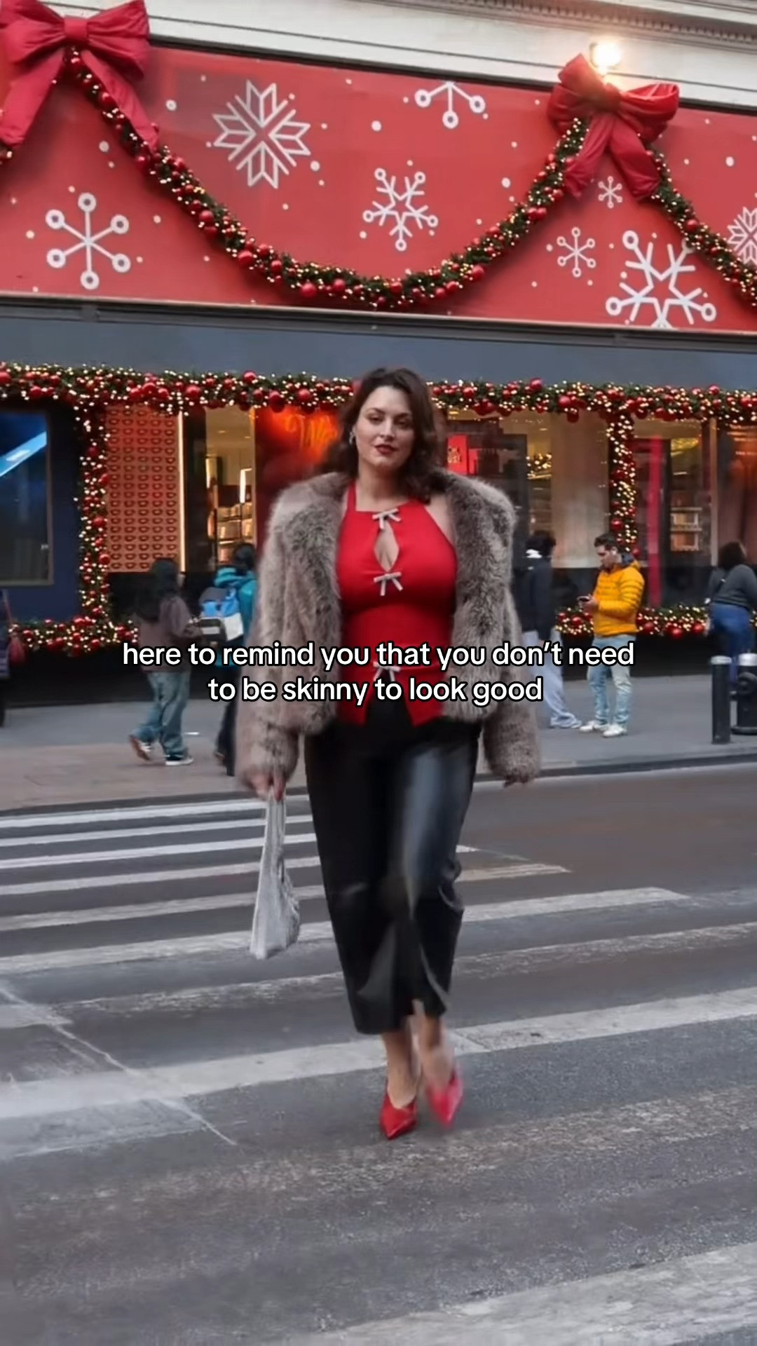 holiday look 

 

#LTKSeasonal #LTKPlusSize #LTKFindsUnder100