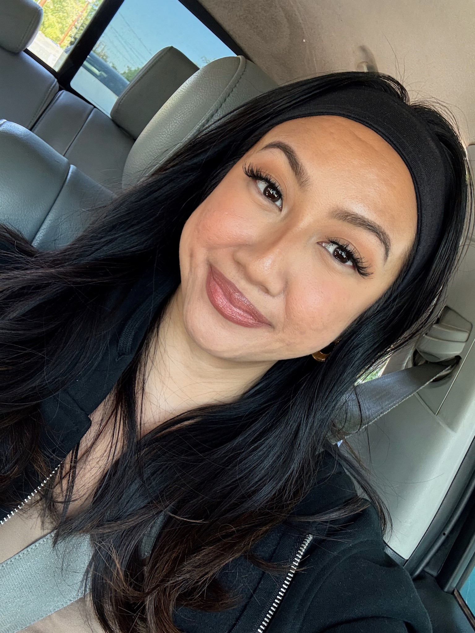 10 min makeup routine ✨ with exactly 10 products! #quickmakeup

#LTKBeauty