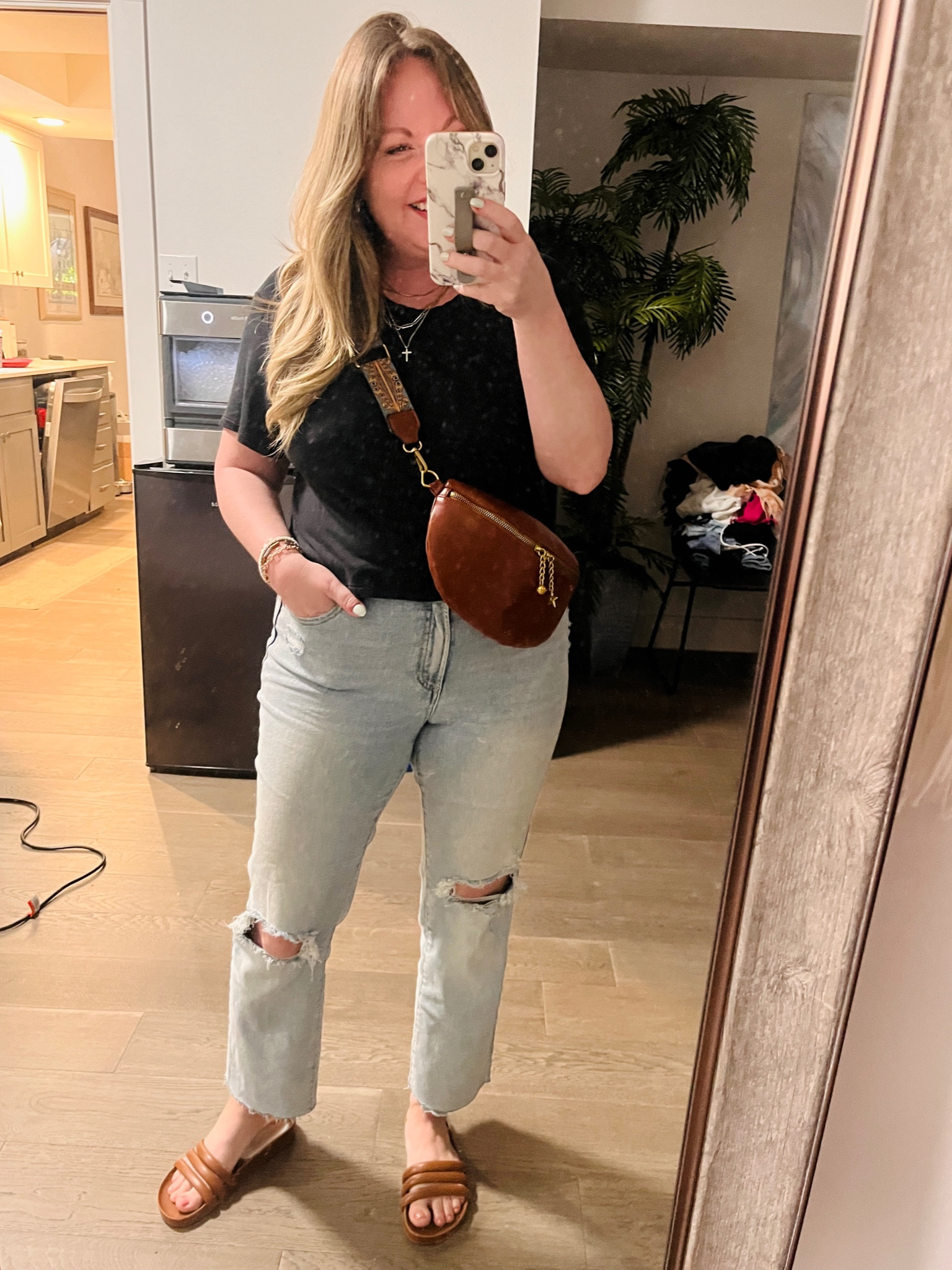 Large top; 12 jeans

#LTKunder50 #LTKstyletip #LTKSeasonal