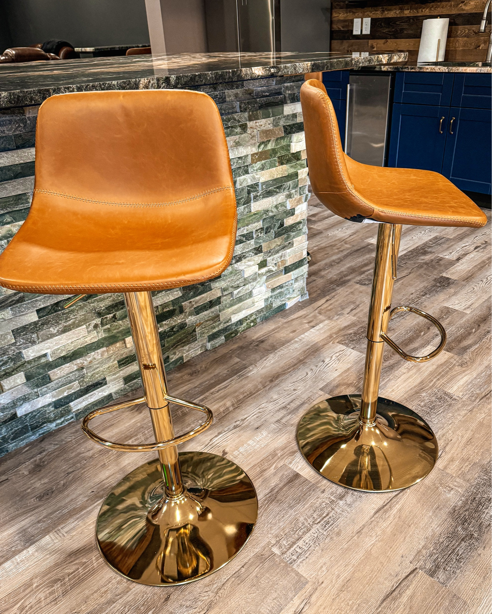 These adjustable height barstools are high quality, stylish, and reasonably priced! 

#LTKhome