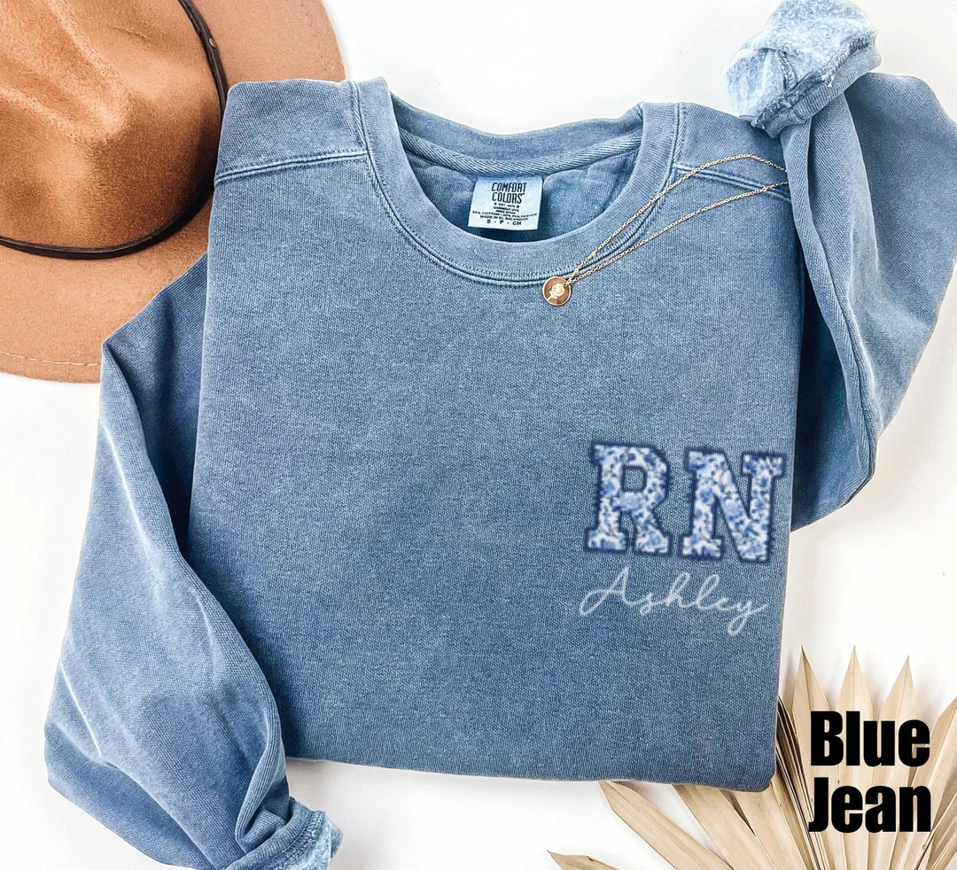Custom Nurse Comfort Colors® Sweatshirt, RN Sweatshirt, Registered Nurse Crewneck, Personalized ... | Etsy (US)
