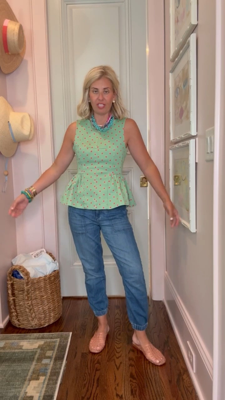 The Willow Tree has my heart yall! This top is adorable!! I’m in small top & 2 jeans (our fave jogger jeans) and 8 sandals tts. 

*Code mixandmatch20 for 20% off ALL regular & sale priced clothing at The Willow Tree until 6/27 at midnight.

Sizing: 
Black Tee - small
Pink Tee - s/m
Ivory top - small
White Jeans - 25
Pink Pants - small 
Orange Jeans - small 
Sleeveless Tops- small 
Red Striped Pants - small


#LTKdayinmylife #LTKmomlife #LTKstorytime