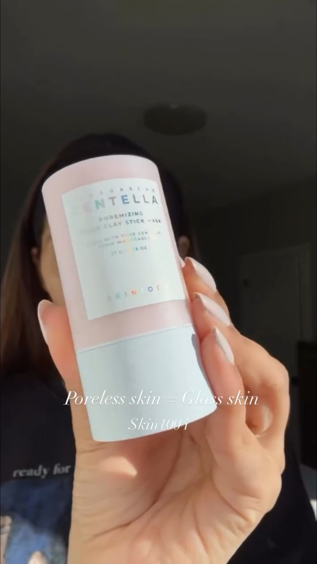 ✨ Poreless skin = Glass skin ✨
Get that smooth, flawless glow with the Poremizing trio from @skin1004official 💗

1️⃣ Quick Clay Facemask – deep cleanse & tighten pores
2️⃣ Fresh Ampoule – hydrate & refine texture
3️⃣ Light Gel Cream – lock in moisture for a glass-skin finish

Now available on Stylevana & YesStyle 🌸
🇨🇦 Amazon Canada links in bio!
💧Best Korean skincare at a reasonable price! 💕 

Thank you for this amazing collab @bazzaal_ 💖

#GlassSkin #PorelessSkin #skin1004 #koreanskincare #kbeauty #ugc #skincare #kskincare