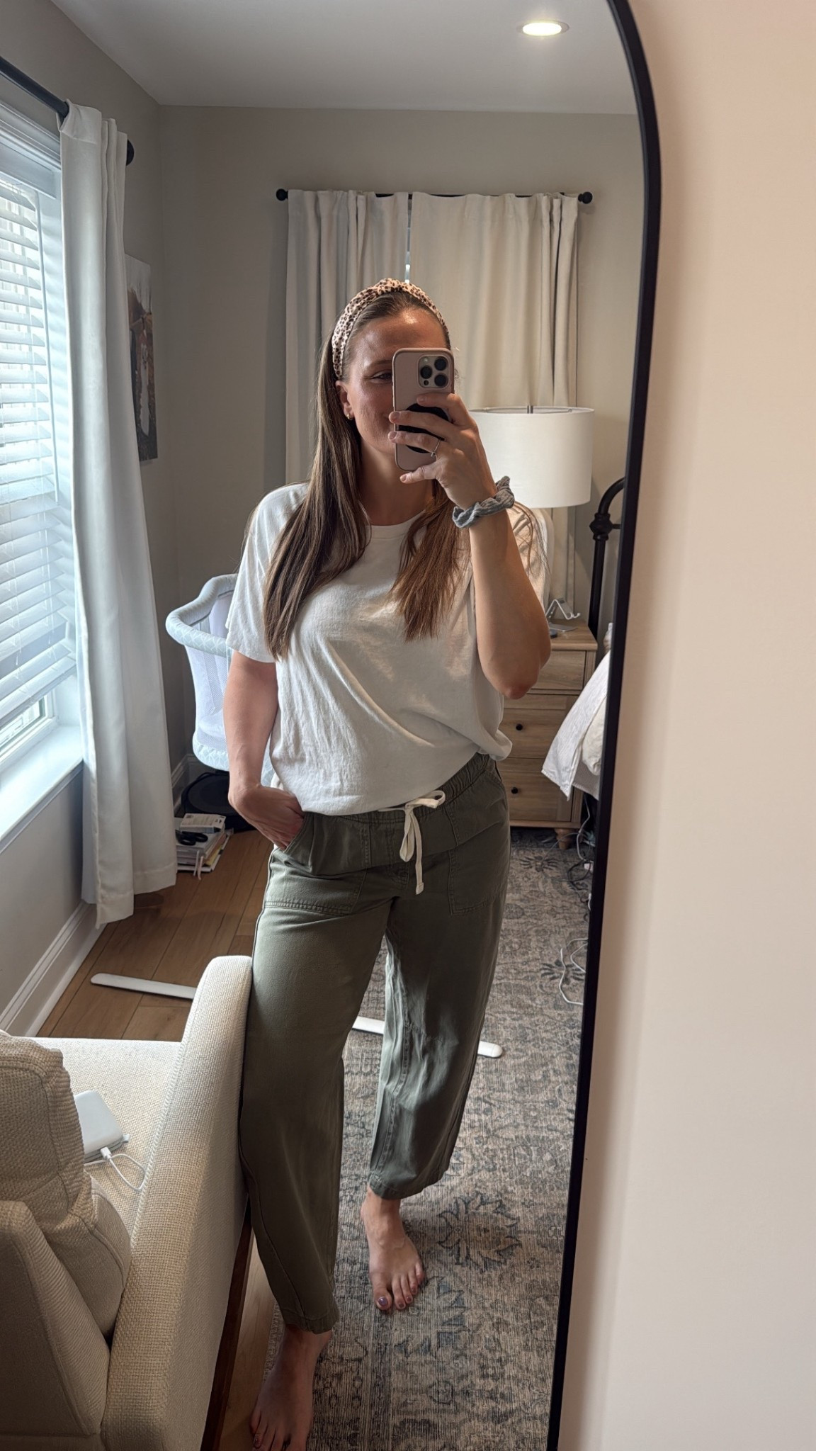 @gapstyle 

Obsessed with these pull on barrel jeans!

#LTKSpringSale