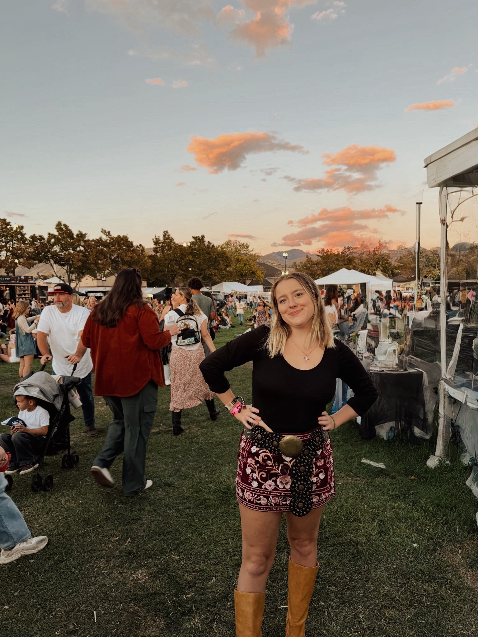 Redwest country fit

#LTKSeasonal #LTKParties #LTKMidsize