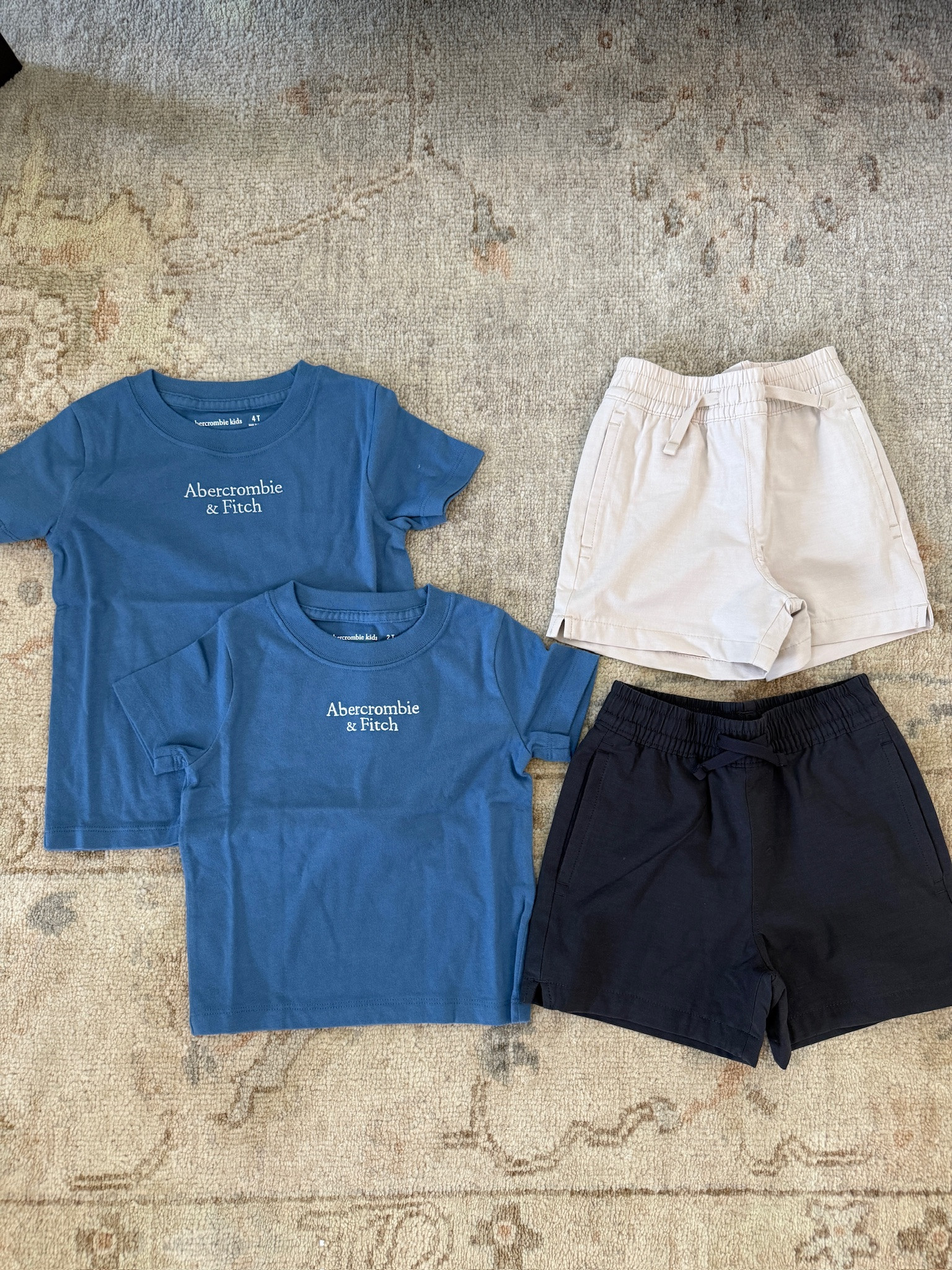 How cute are these Abercrombie pieces!!

Abercrombie kids, @abercrombie , Abercrombie toddlers, toddlers outfits, boy mom, grace white

#LTKSeasonal #LTKBaby #LTKKids
