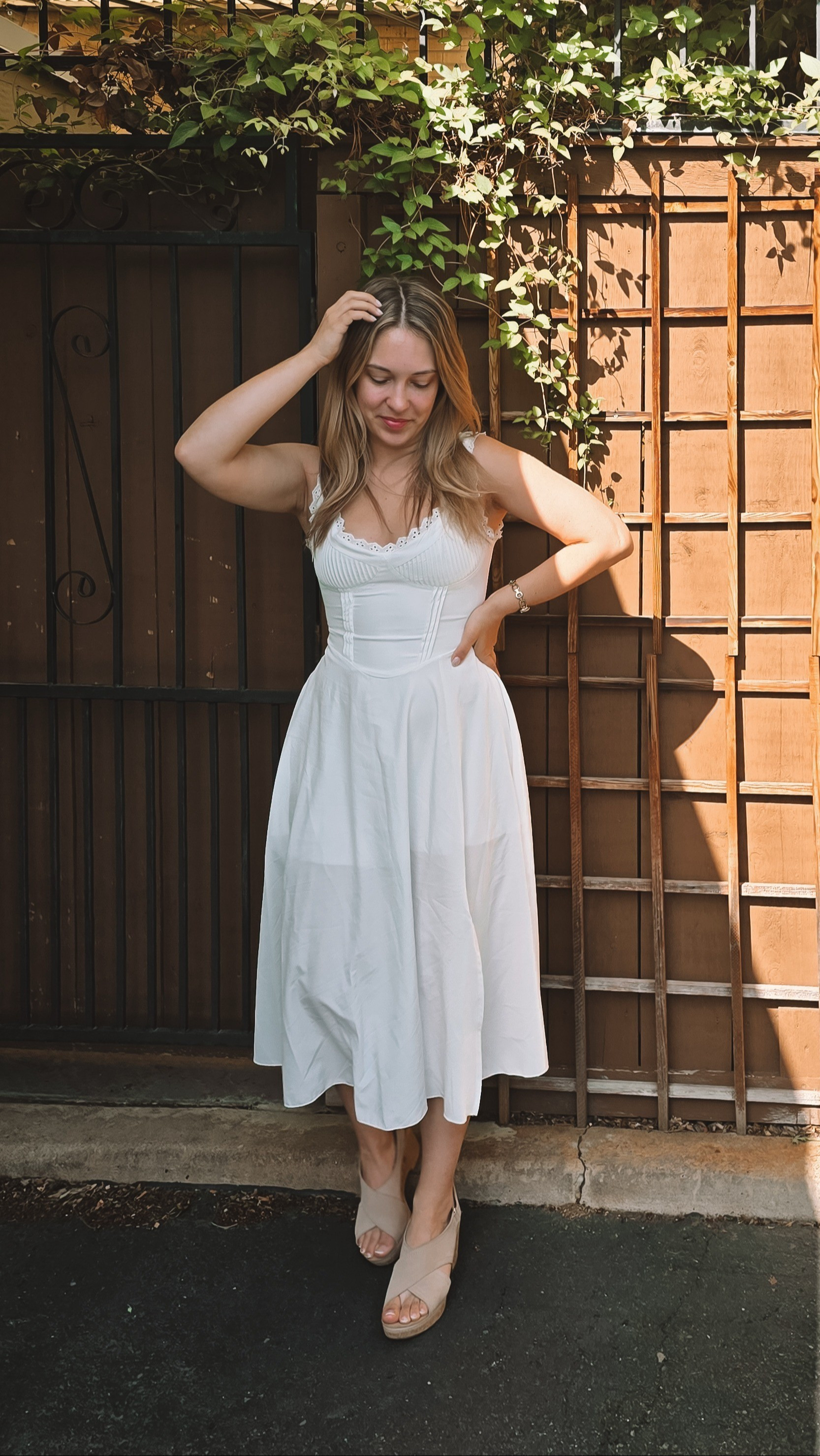 Amazon corset white dress that's under $30! Wearing a size small. 

#LTKFindsUnder50 #LTKParties #LTKStyleTip
